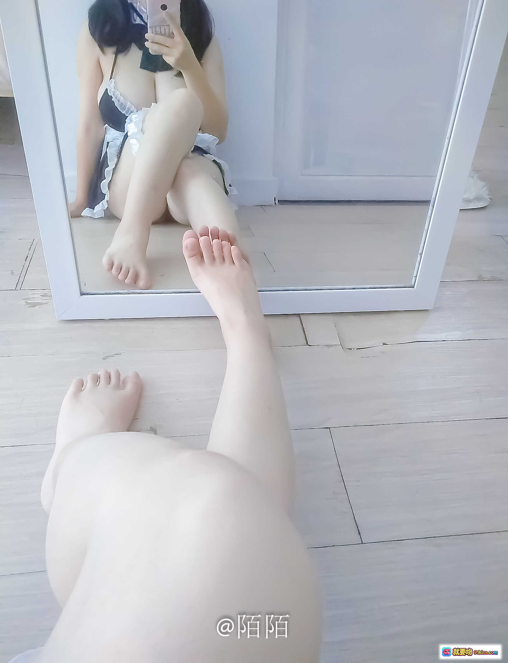 图片[5] - 韶陌陌NO.002女仆装写真24P44MB 黑白蕾丝边性感女仆制服私房美图 - 就要吻