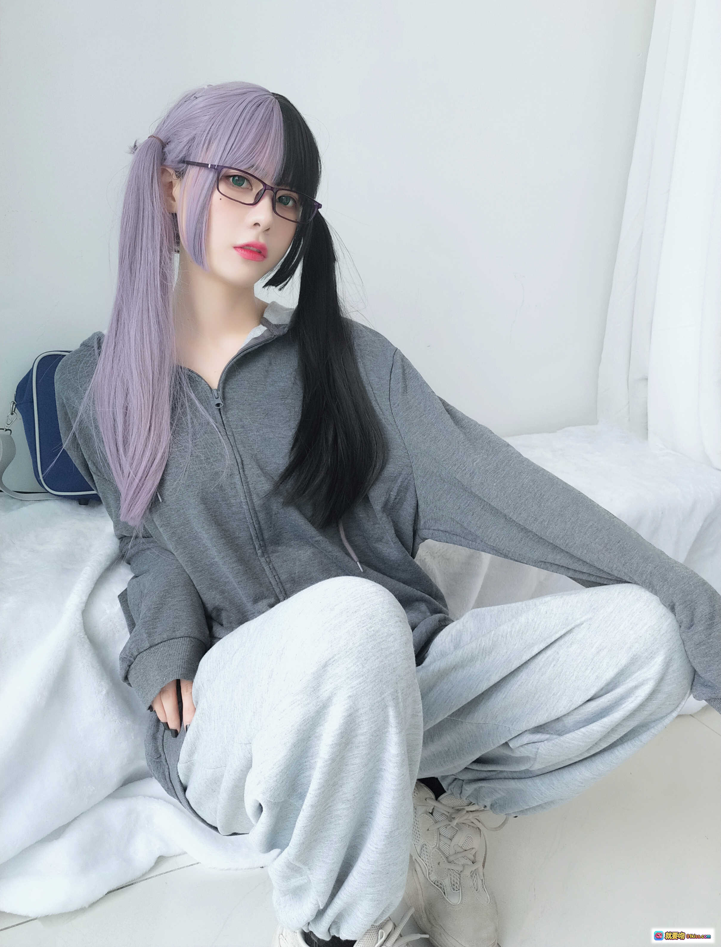 图片[4] - 眼酱大魔王w Vol.20 魅魔 黑色渔网袜蕾丝花纹 性感美腿写真 30P高清图集 - 就要吻