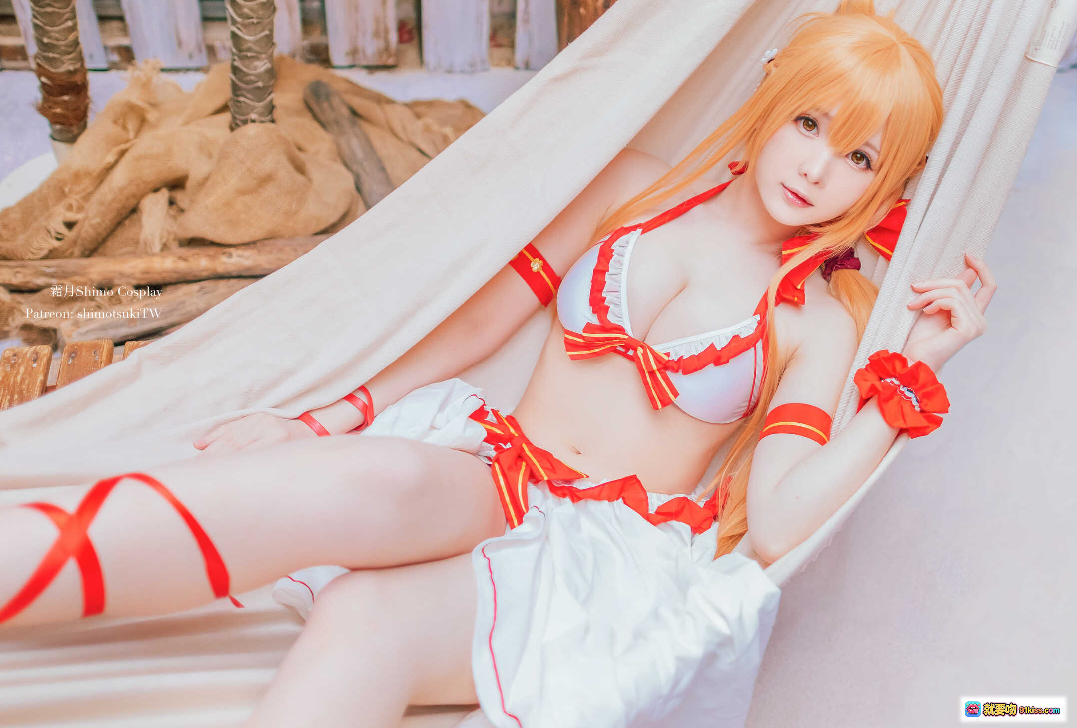 图片[5] - 霜月Shimo Cosplay亚丝娜泳装写真｜白色红边比基尼+高开衩裙摆｜海边主题场景｜17P高清图集 - 就要吻