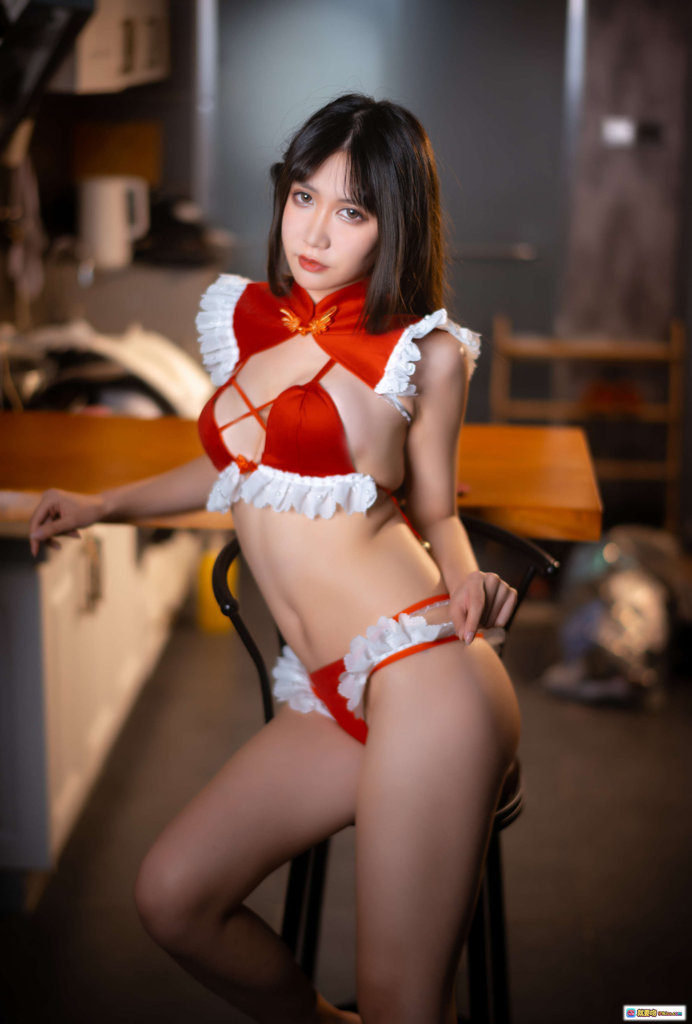 图片[9] - 阮邑_Fairy NO.009 大象 红色女仆装写真 30P高清美腿诱惑居家私房摄影 - 就要吻