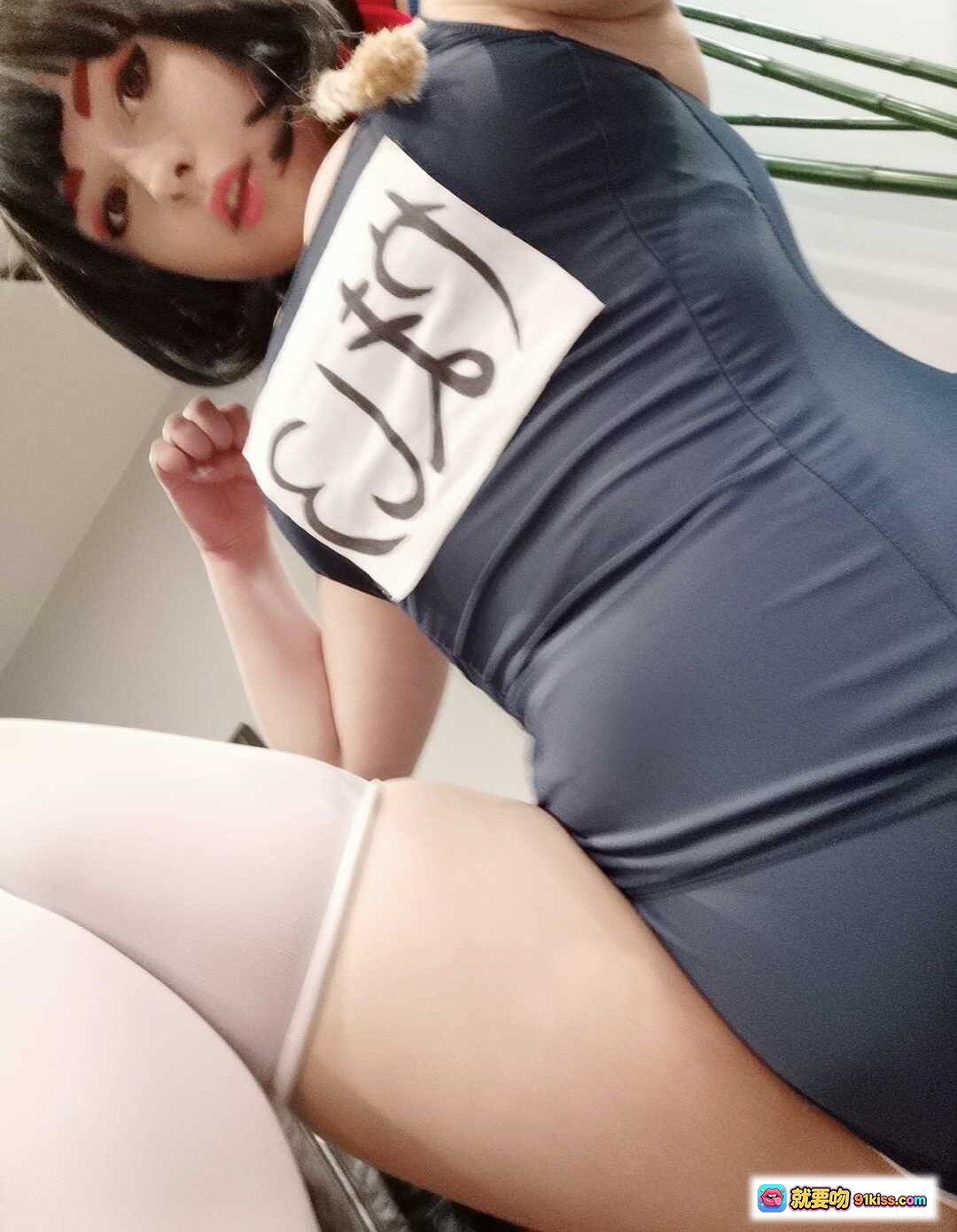 图片[4] - 017 Yoshinobi Yamashiro 猫耳泳装自拍 美女COS写真 镜前摆拍 白袜黑尾 时尚室内场景 - 就要吻