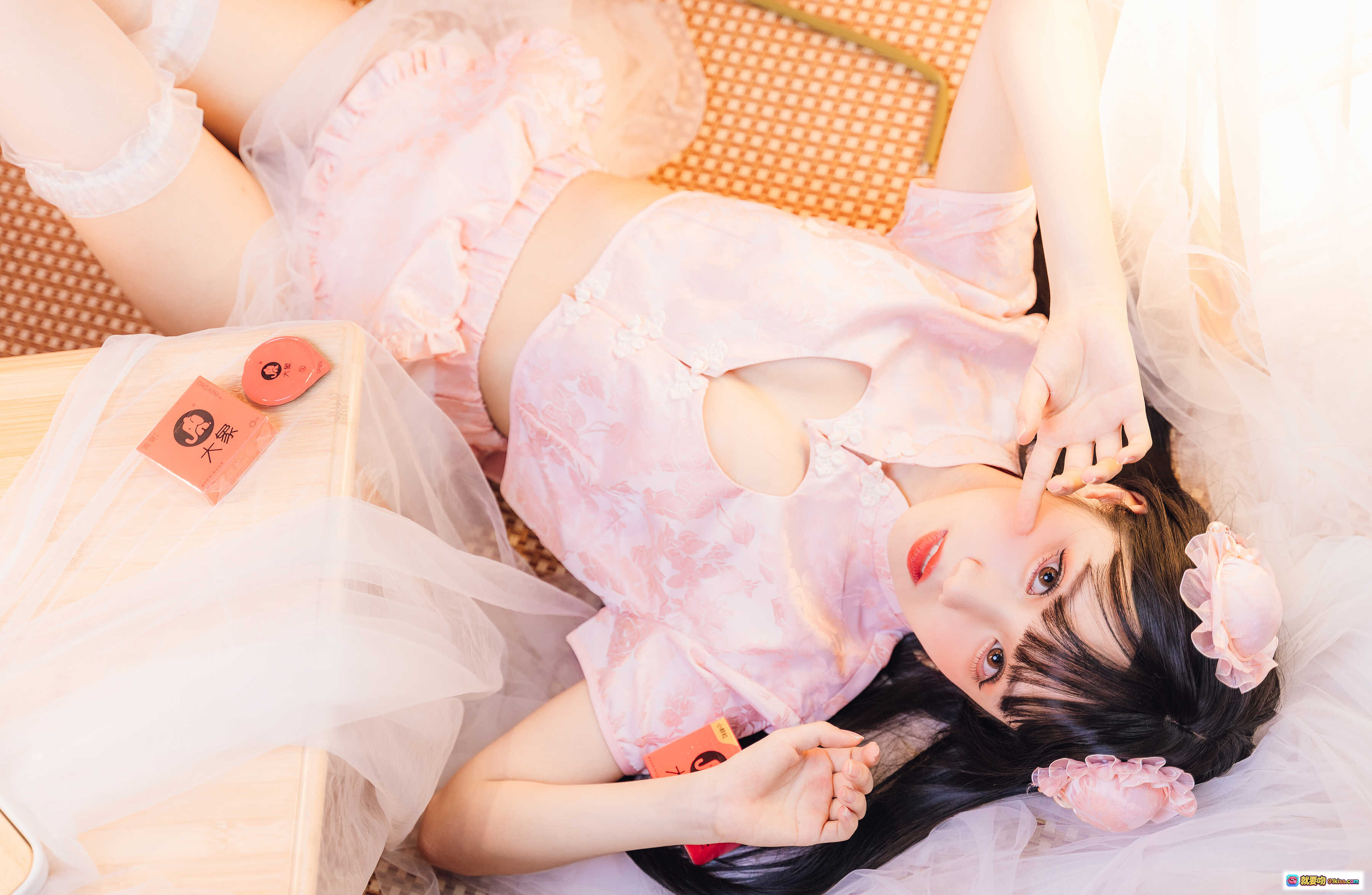 图片[4] - 果咩酱w NO.017 中国风电子图 21P 294MB 粉色旗袍少女 和风灯笼 地面躺姿 唯美写真 高清壁纸 二次元风格 梦幻场景 - 就要吻
