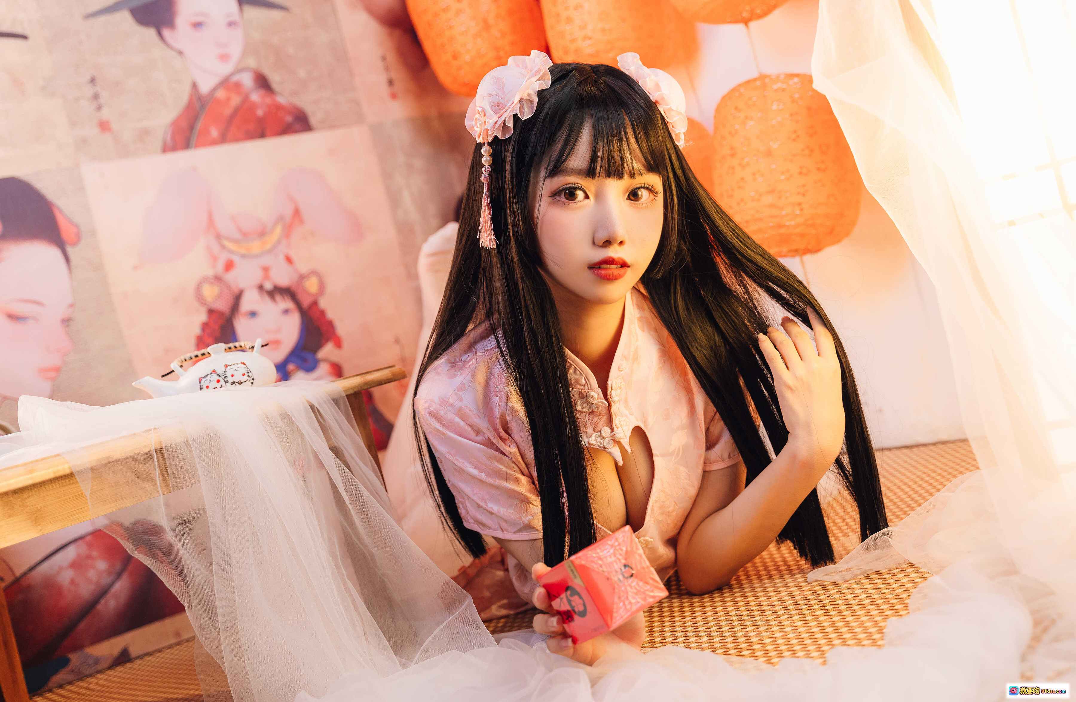 图片[2] - 果咩酱w NO.017 中国风电子图 21P 294MB 粉色旗袍少女 和风灯笼 地面躺姿 唯美写真 高清壁纸 二次元风格 梦幻场景 - 就要吻