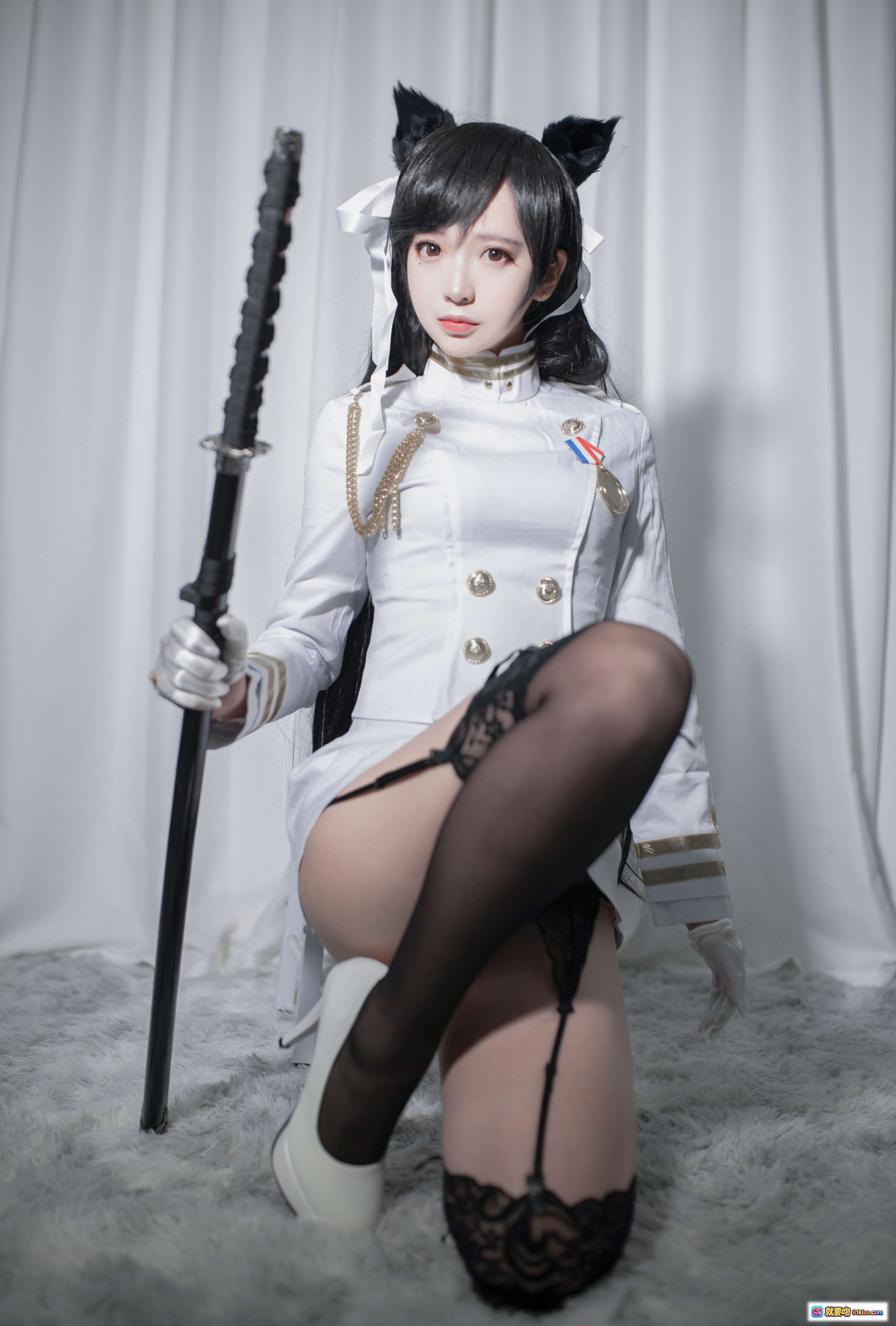 图片[2] - 疯猫ss NO.053 爱宕 Cosplay 白色制服 黑发猫耳 优雅姿势 25P高清写真 - 就要吻