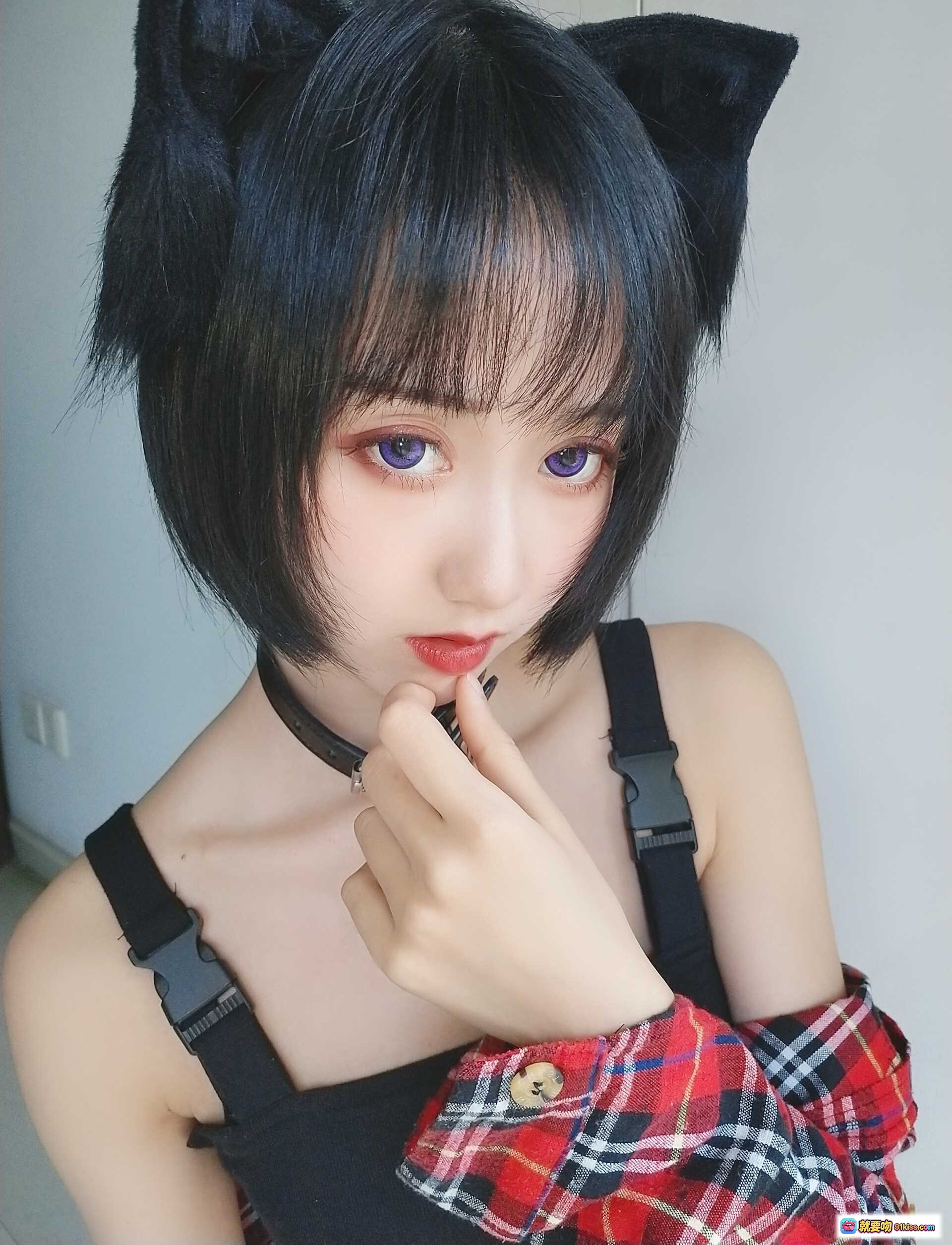 图片[5] - 木绵绵OwO NO.035不良猫写真：紫瞳短发少女黑吊带内衣性感私房照44P高清单品 - 就要吻