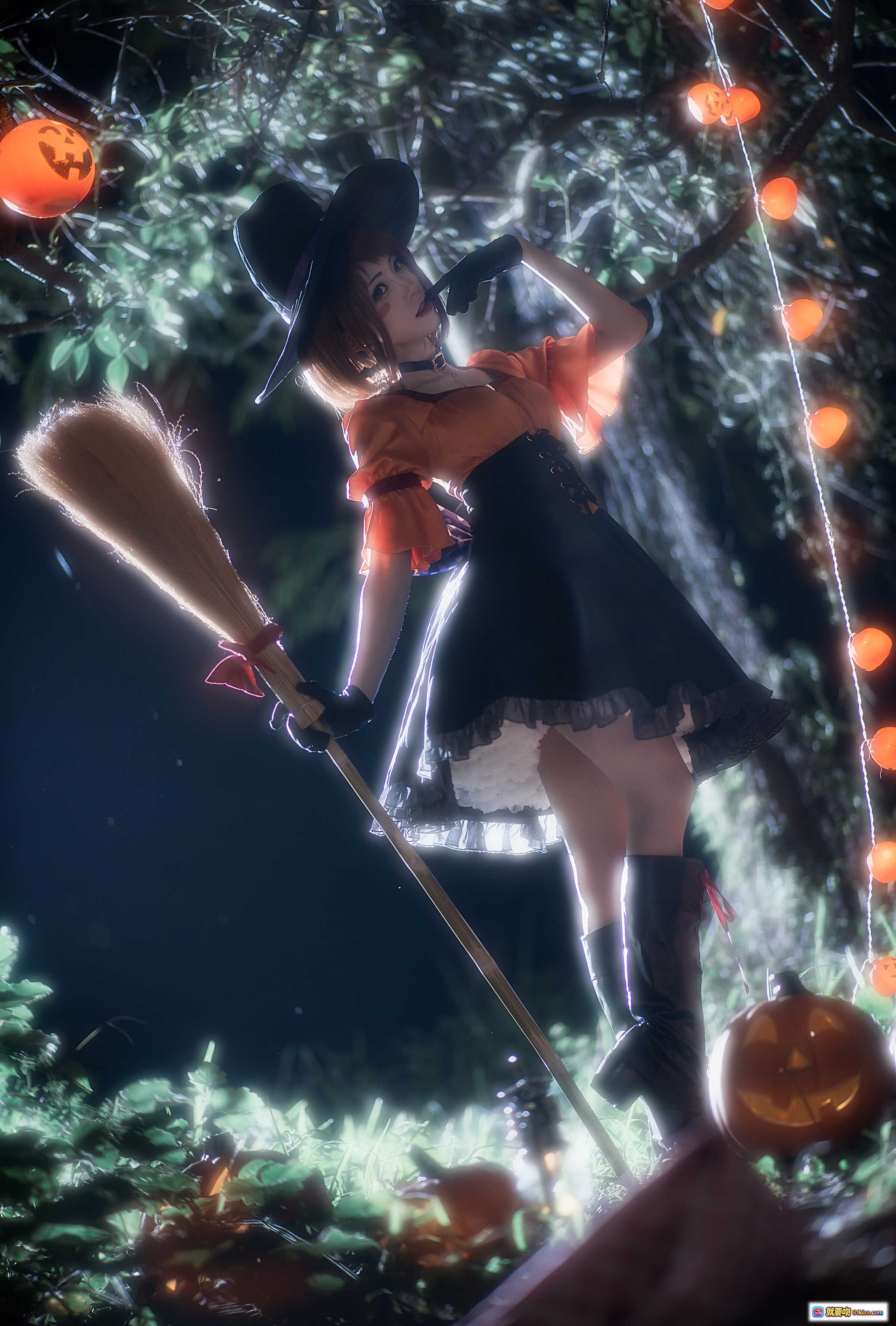 图片[2] - Kitaro绮太郎COS我的英雄学院万圣节主题 电光特效南瓜森林女巫造型 精美cosplay写真集 - 就要吻