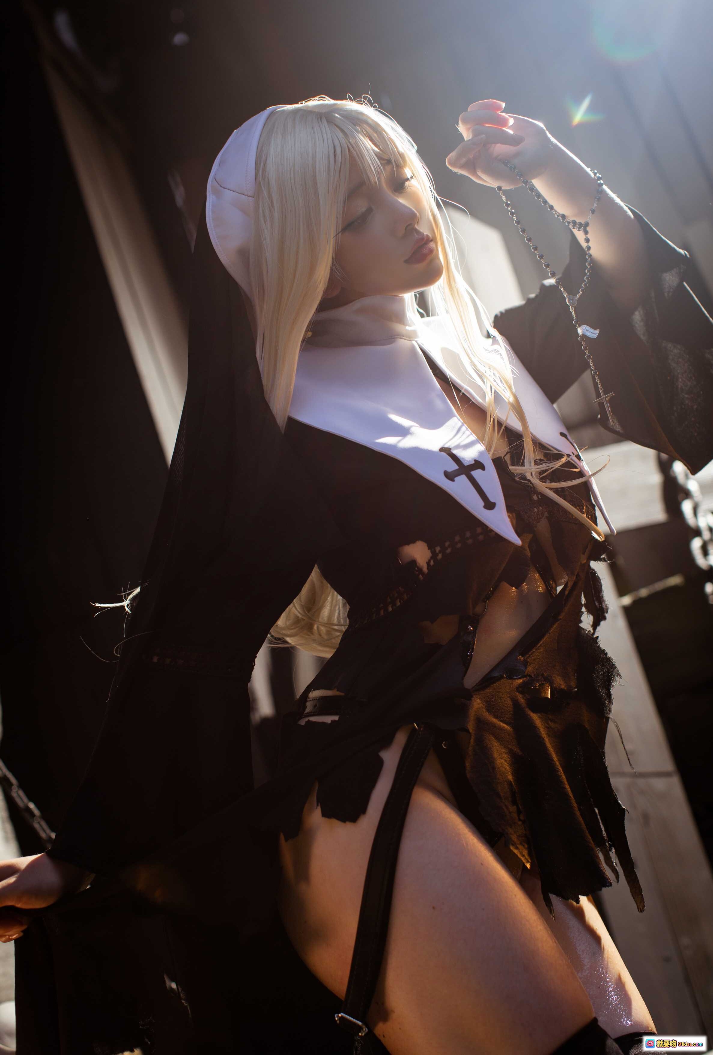 图片[7] - NinJa阿寨寨 NO.001 赎罪修女Cosplay写真 39P 177MB 黑白修女服 暗黑哥特风 石墙铁链骷髅灯 美臀诱惑 性感反差萌 - 就要吻