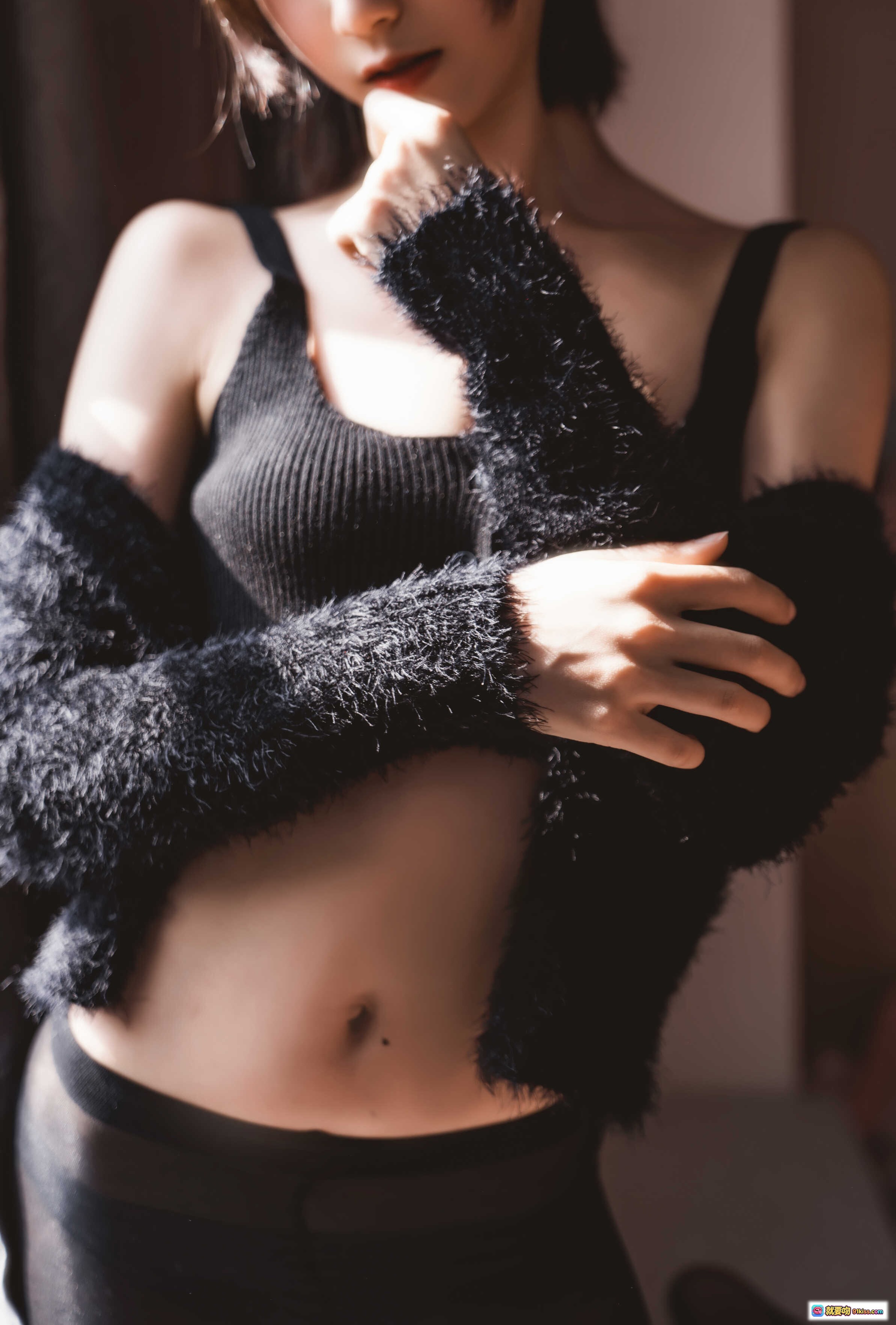 图片[6] - 木绵绵OwO NO.052 黑丝私房写真83P | 透肤黑丝美臀 | 窗边跪姿性感诱惑 | 丝袜诱惑高清图集 - 就要吻