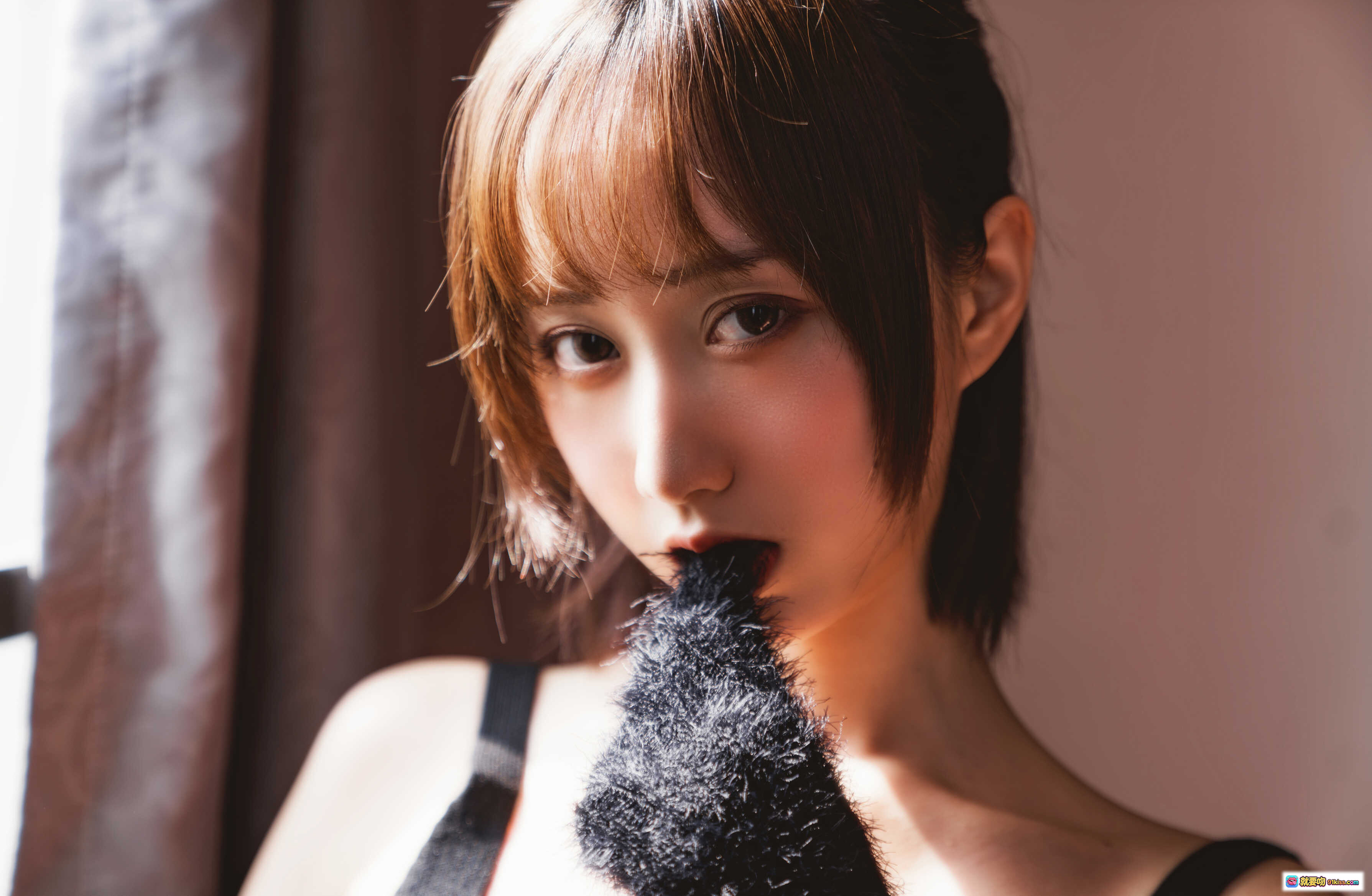 图片[4] - 木绵绵OwO NO.052 黑丝私房写真83P | 透肤黑丝美臀 | 窗边跪姿性感诱惑 | 丝袜诱惑高清图集 - 就要吻