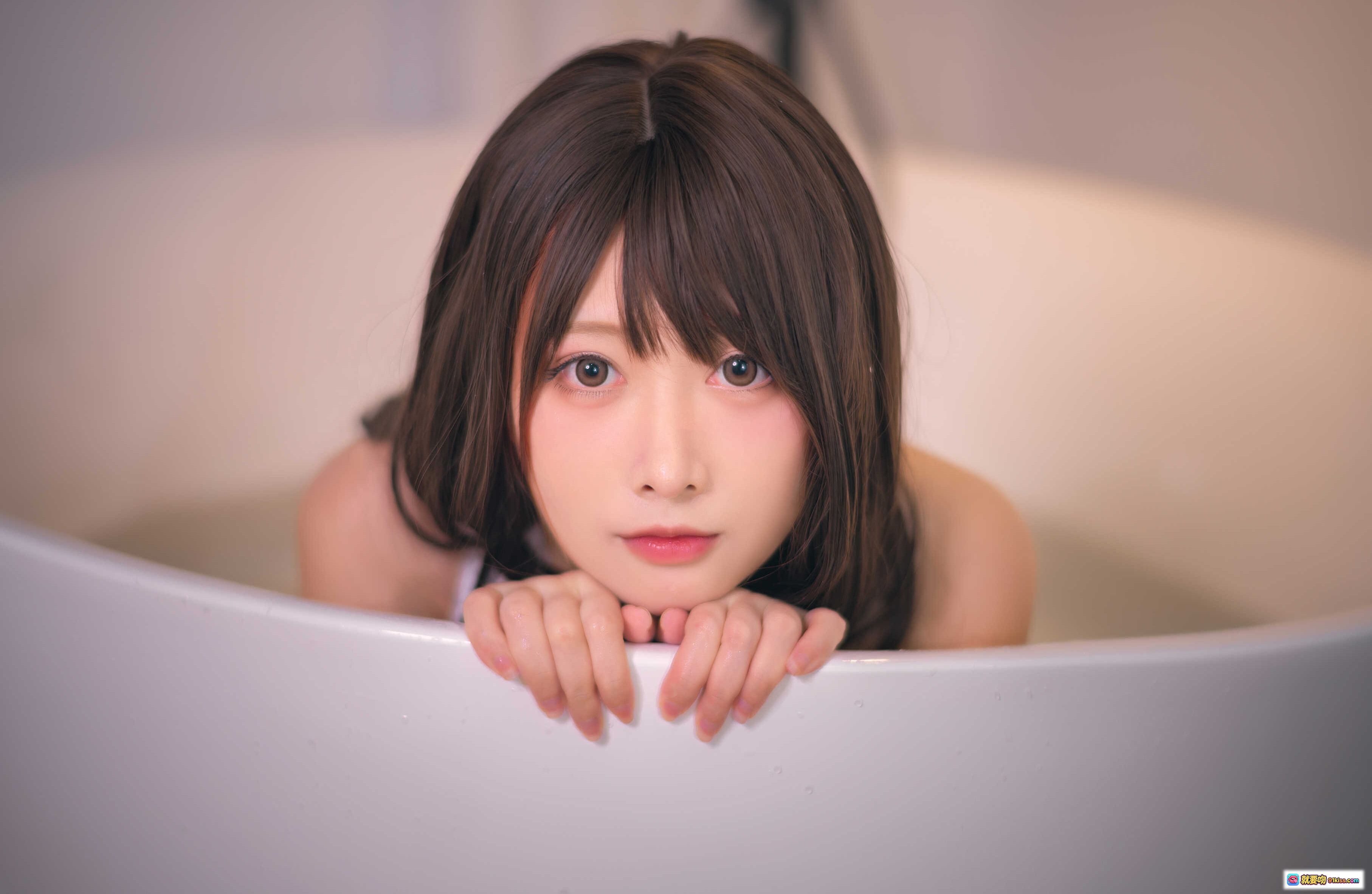 图片[5] - 念念_D NO.003 白色竞泳泳衣浴室淋浴写真 20P高清美图 湿发水珠诱惑姿态 - 就要吻