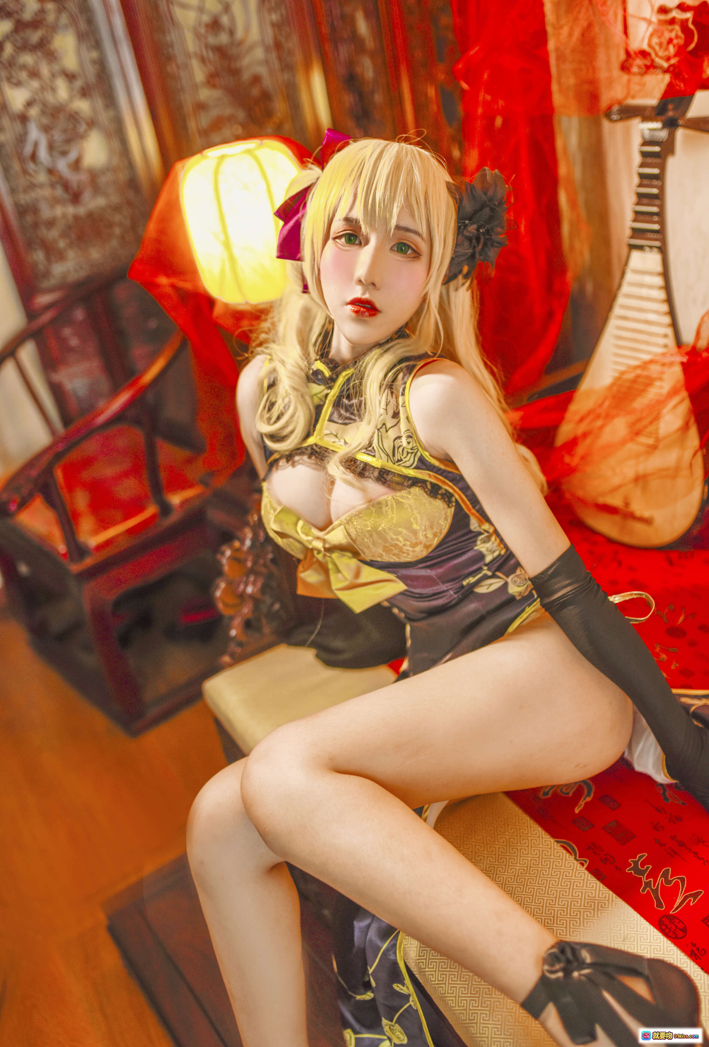 图片[4] - 九曲Jean NO.012 潘金莲 Cosplay写真｜古风旗袍美腿黑丝高跟｜红纱古典室内场景｜8P高清图集 - 就要吻