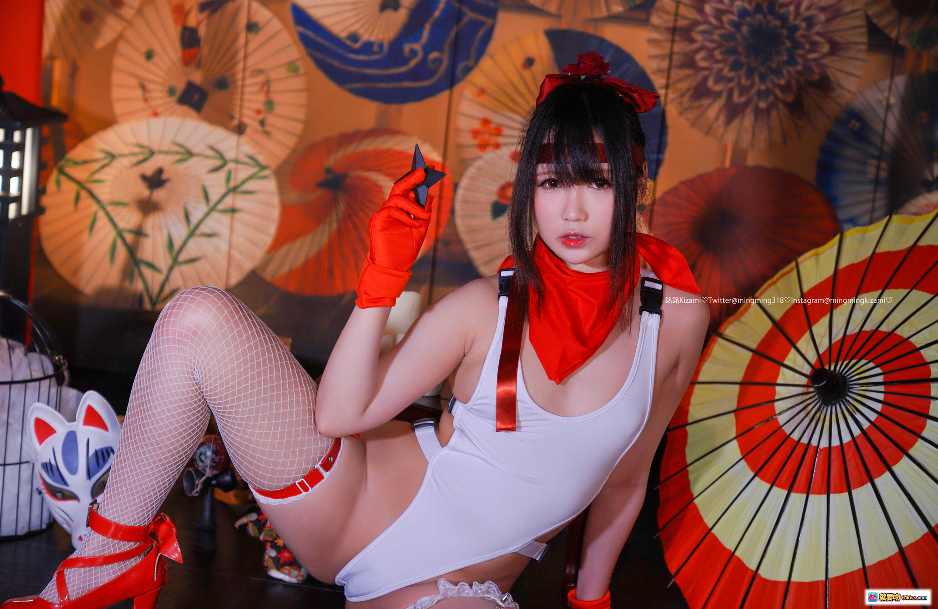 图片[6] - 铭铭Kizami Vol.012 忍者vsゾンビ Cosplay写真集 白色紧身衣+红色手套围巾+暗黑背景 86P高清图集 - 就要吻