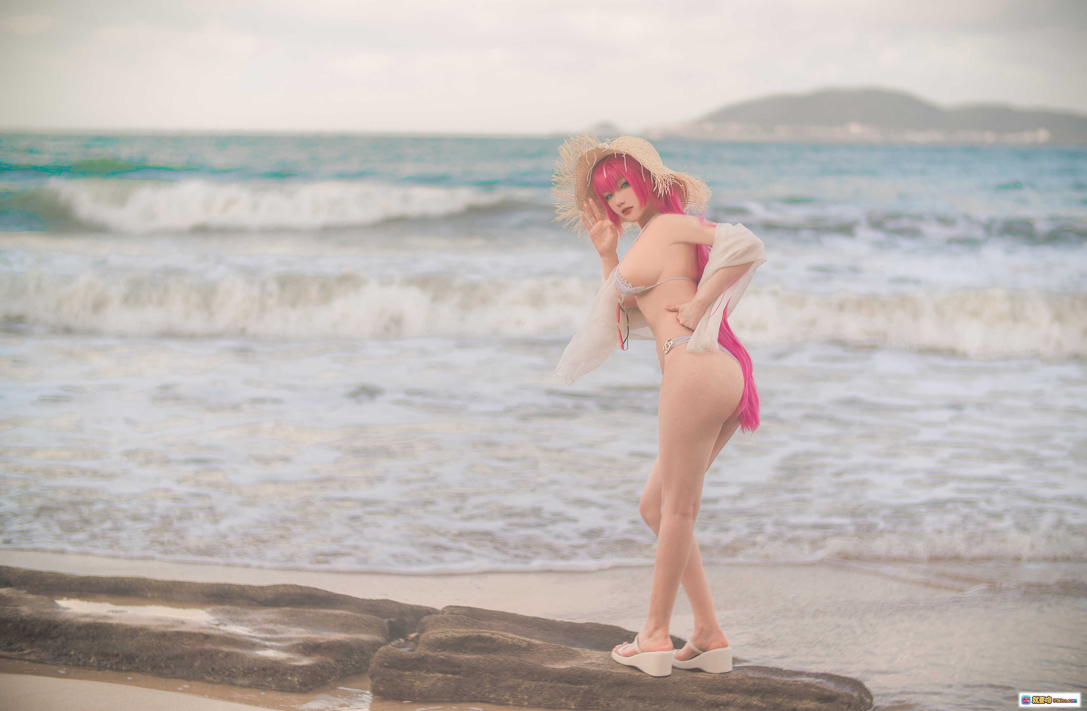图片[5] - 起司块wii NO.020 需库夫泳装海边写真 | 粉发比基尼+草帽+薄纱外套 | 20P高清图集 144MB - 就要吻
