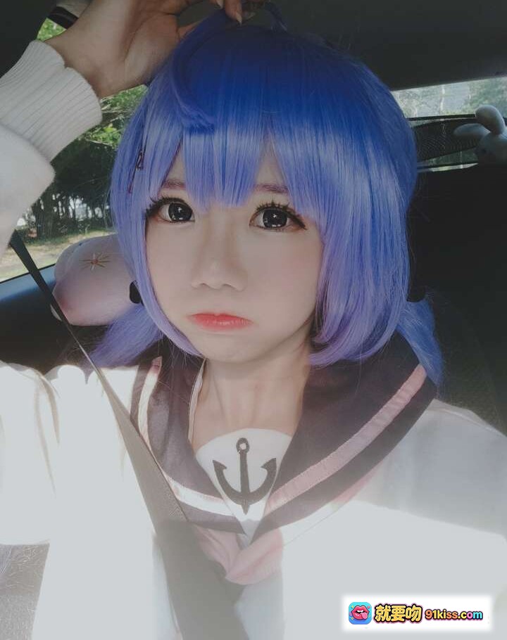 图片[9] - Sally Dorasnow NO.011 独角兽JK制服 Cosplay 紫发少女 白色毛绒独角兽发饰 校园风写真 34P高清图集 - 就要吻