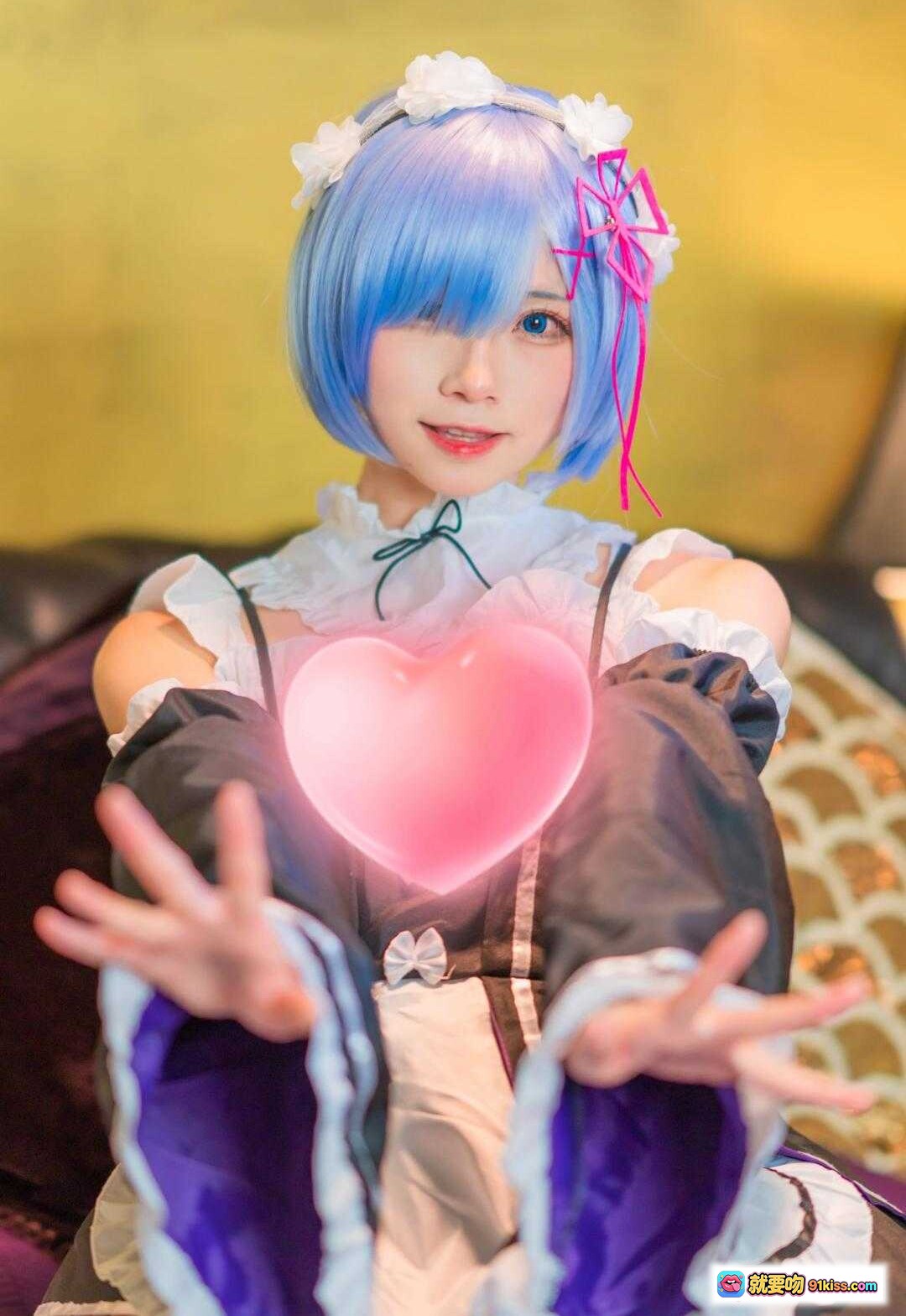 图片[6] - 蓝发蕾姆cosplay写真 | 白花发箍+粉色蝴蝶结 | 甜美女仆装 | Kitaro绮太郎NO.049高清图集 - 就要吻