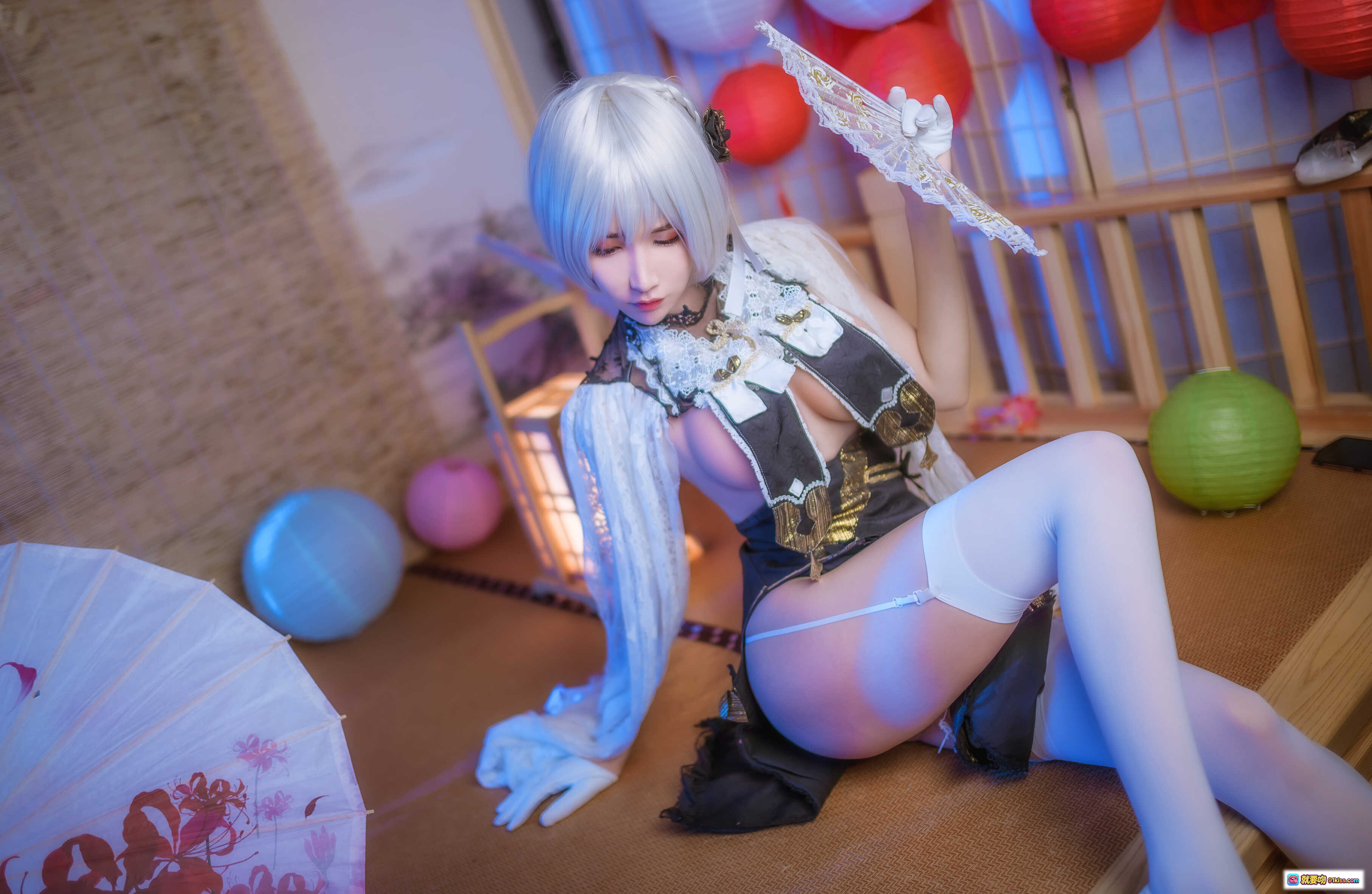 图片[7] - 阮邑_Fairy NO.002 天狼星 Cosplay 精美和风写真 白发少女 持扇坐姿 蕾丝服饰 日式榻榻米 场景灯光氛围感 9P高清图集 - 就要吻
