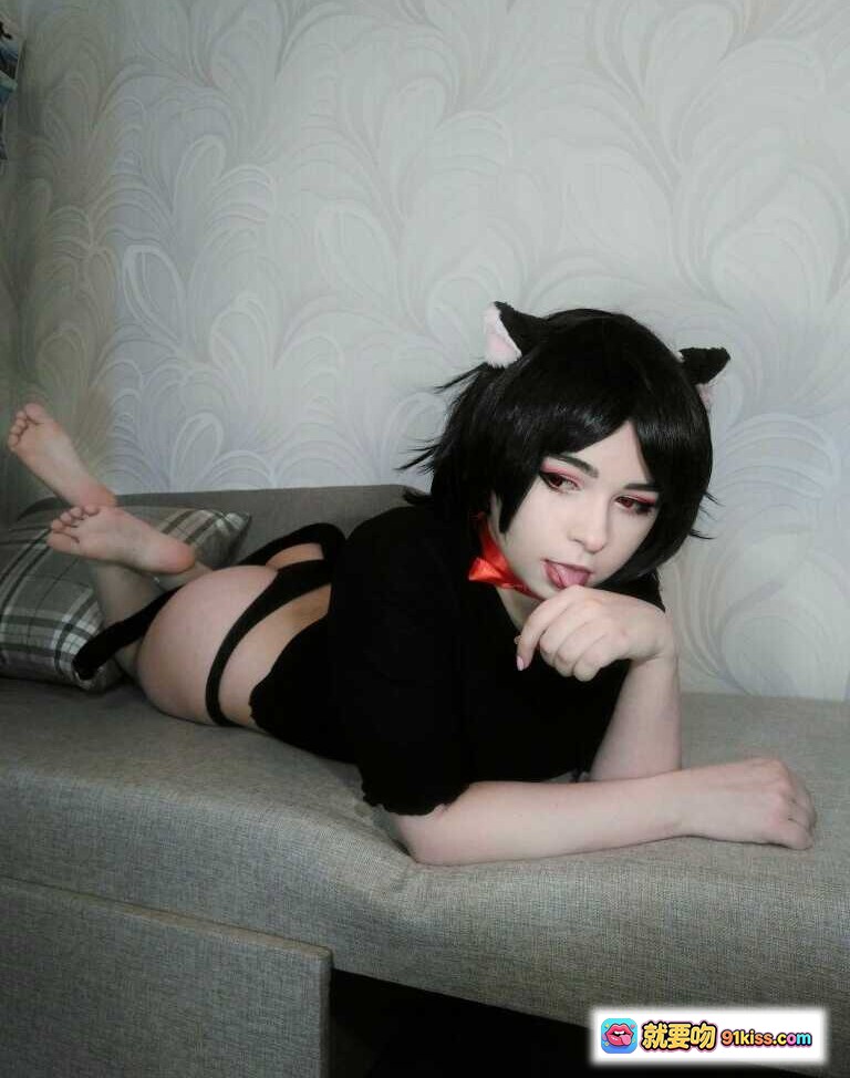 图片[5] - 003 Yoshinobi Haru the Cat Cosplay 黑色短袖猫耳少女 红色项圈居家写真 美腿坐姿萌系角色扮演 - 就要吻