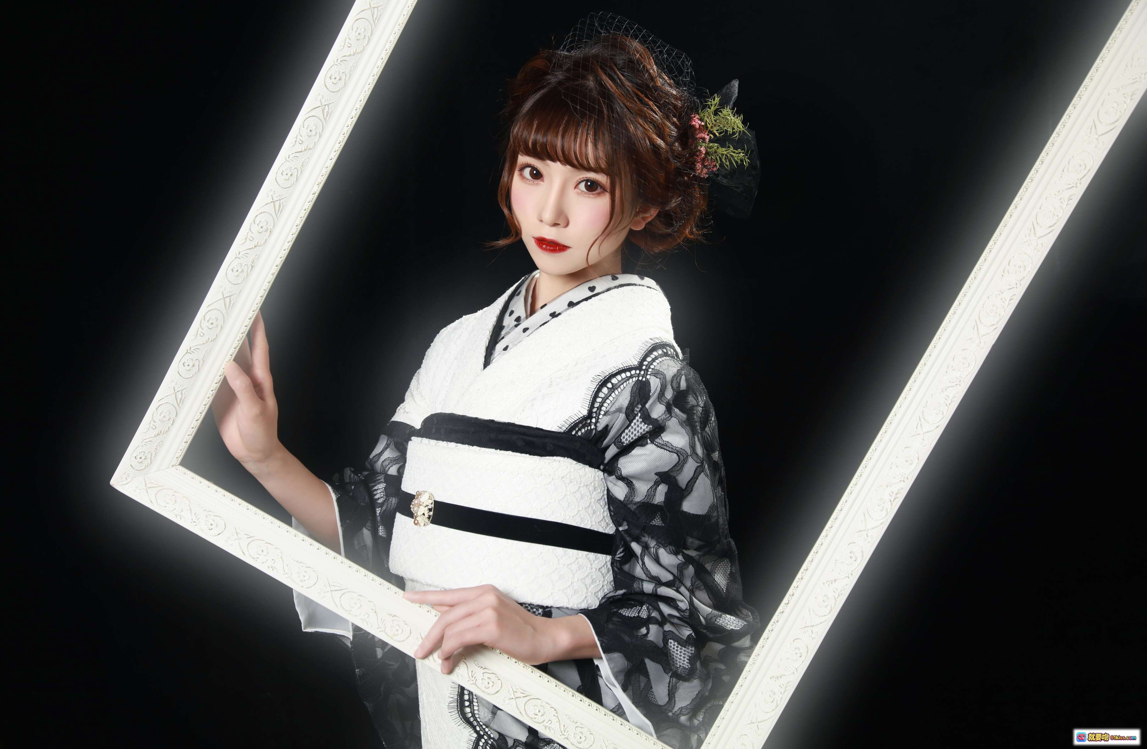 图片[5] - Kitaro绮太郎NO.064和服少女写真｜黑白蕾丝和风造型｜日系优雅美少女｜传统与现代融合穿搭 - 就要吻