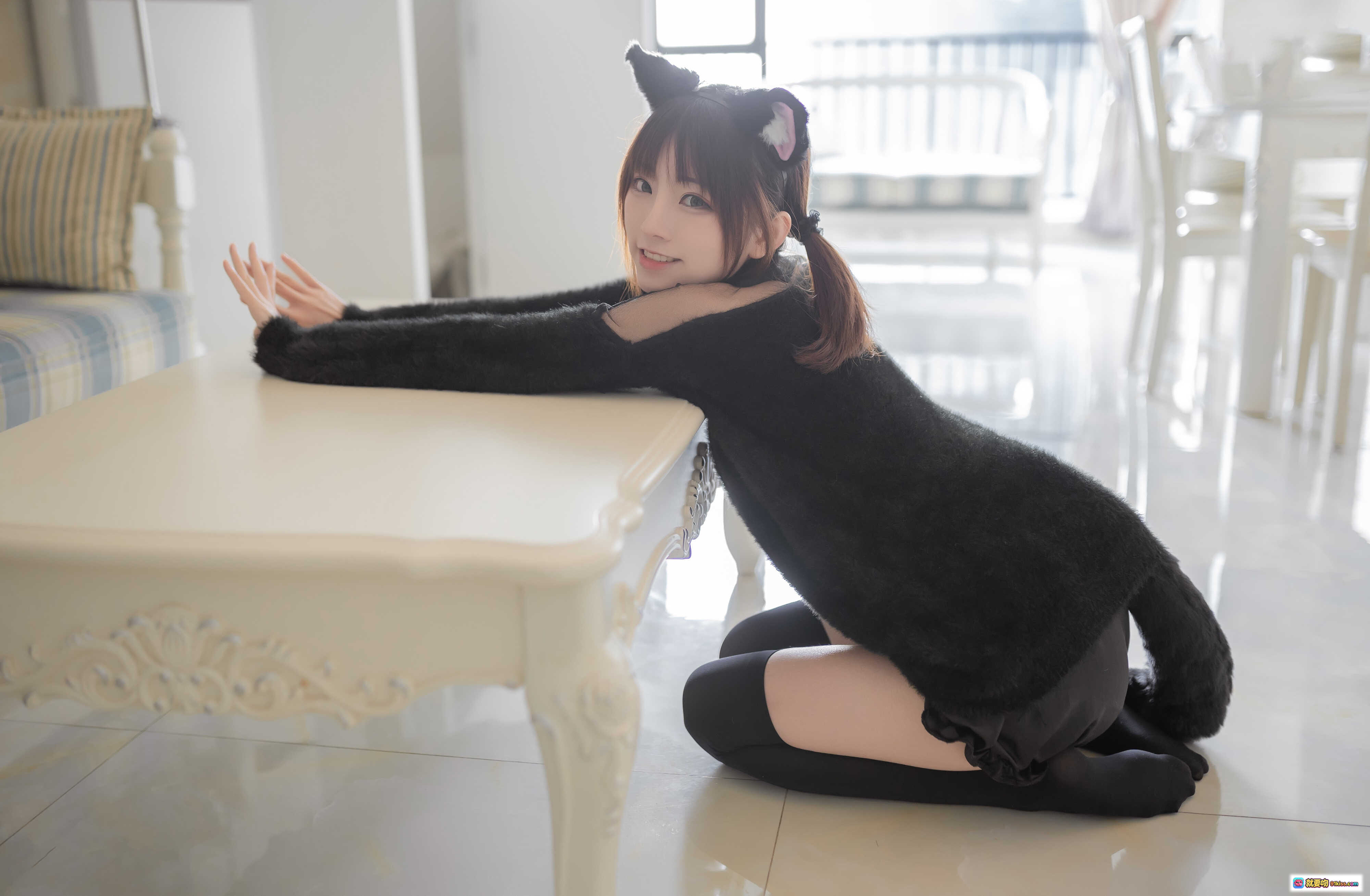 图片[4] - 黑喵主题写真Kitaro绮太郎NO.019 猫耳少女毛绒黑衣黑丝美腿45P高清图集 - 就要吻