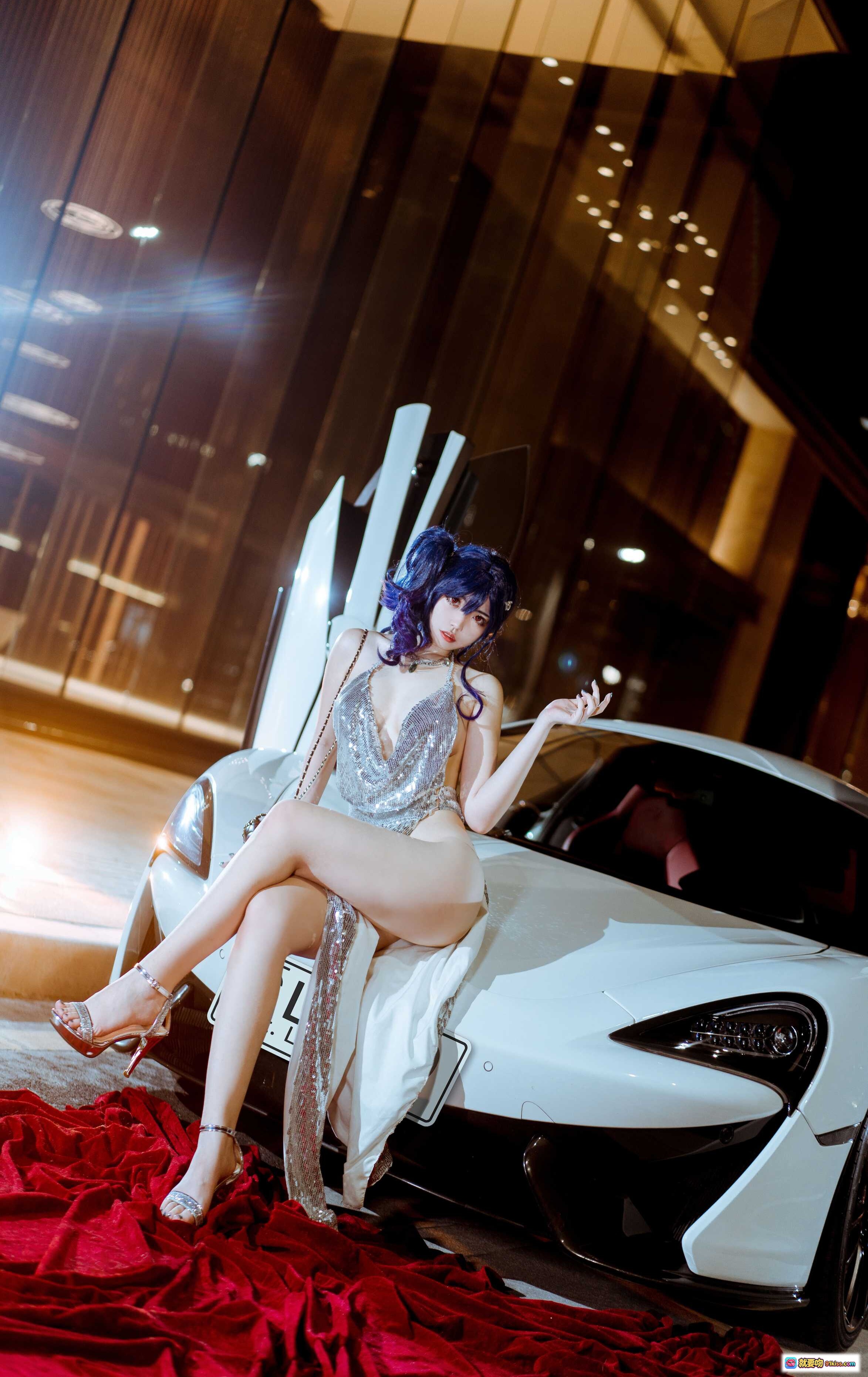 图片[5] - 啊日日_Ganlory NO.005 圣路易斯 Cosplay 美女 蓝发 闪亮礼服 白色跑车 豪华内饰 高跟鞋 夜景灯光 17P高清写真 - 就要吻