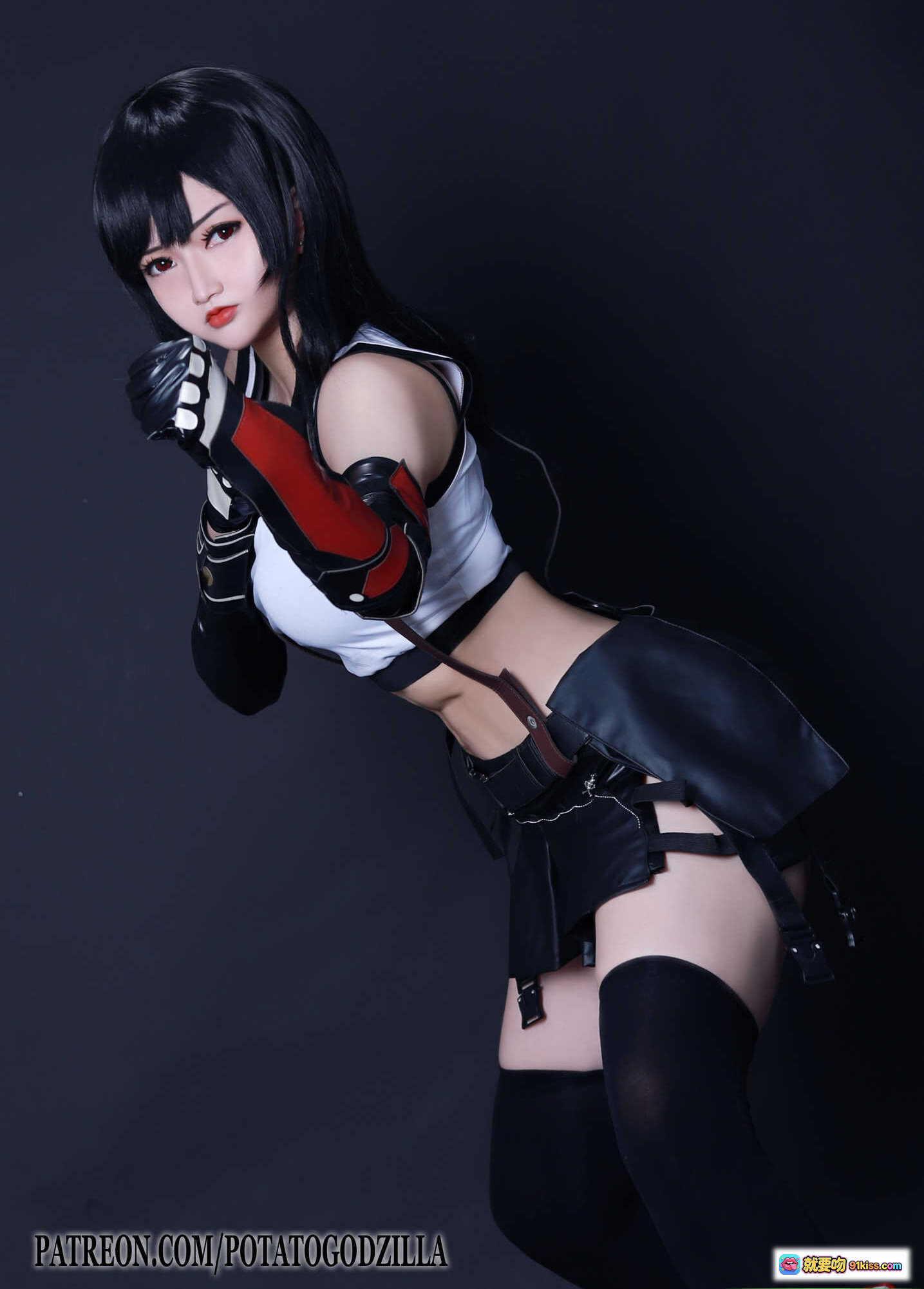 图片[5] - Potato Godzilla NO.028 蒂法Cosplay 黑长直 红蝴蝶结 黑色蕾丝内衣 长手套 性感写真 97P高清图集 - 就要吻