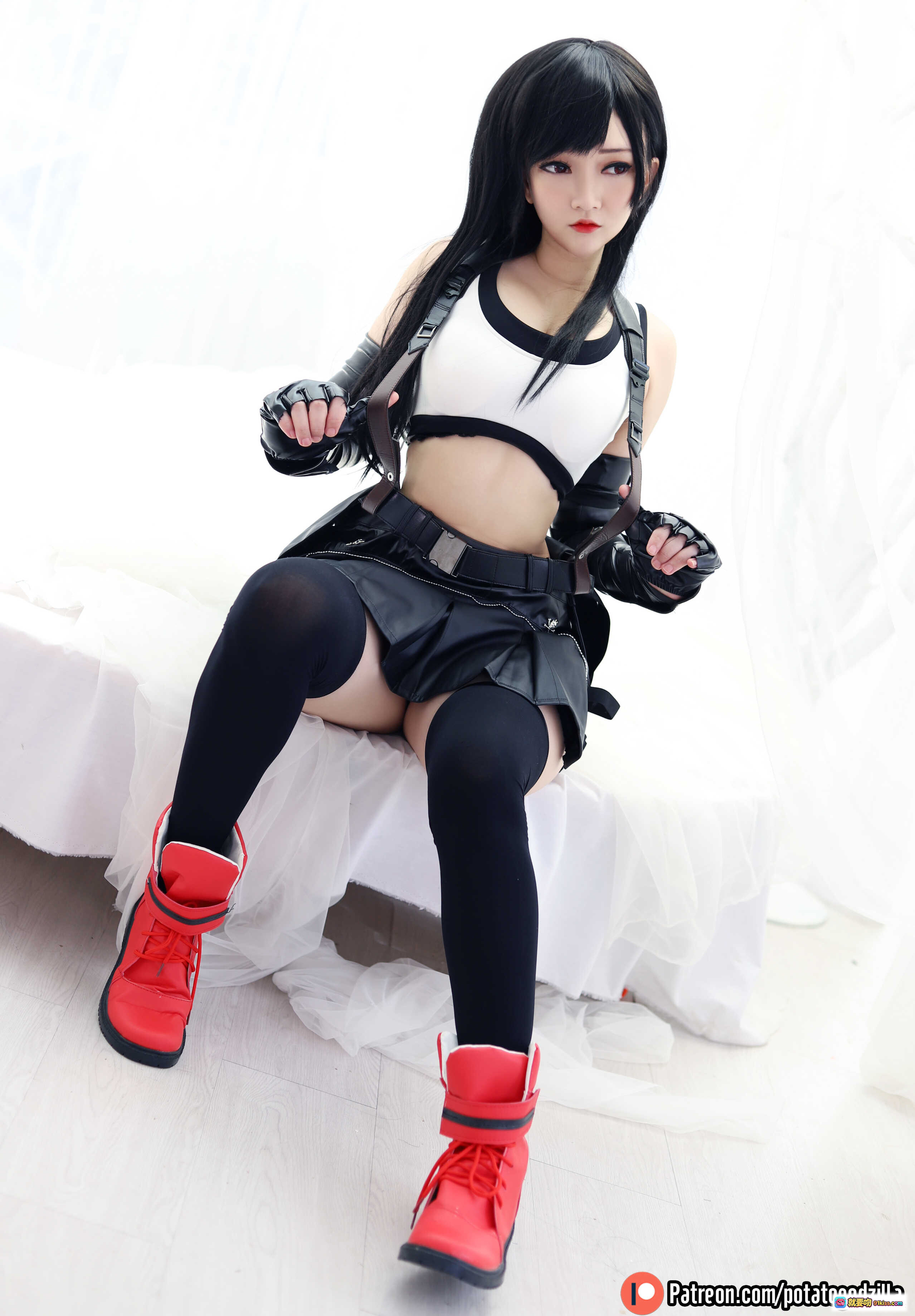 图片[3] - Potato Godzilla NO.028 蒂法Cosplay 黑长直 红蝴蝶结 黑色蕾丝内衣 长手套 性感写真 97P高清图集 - 就要吻