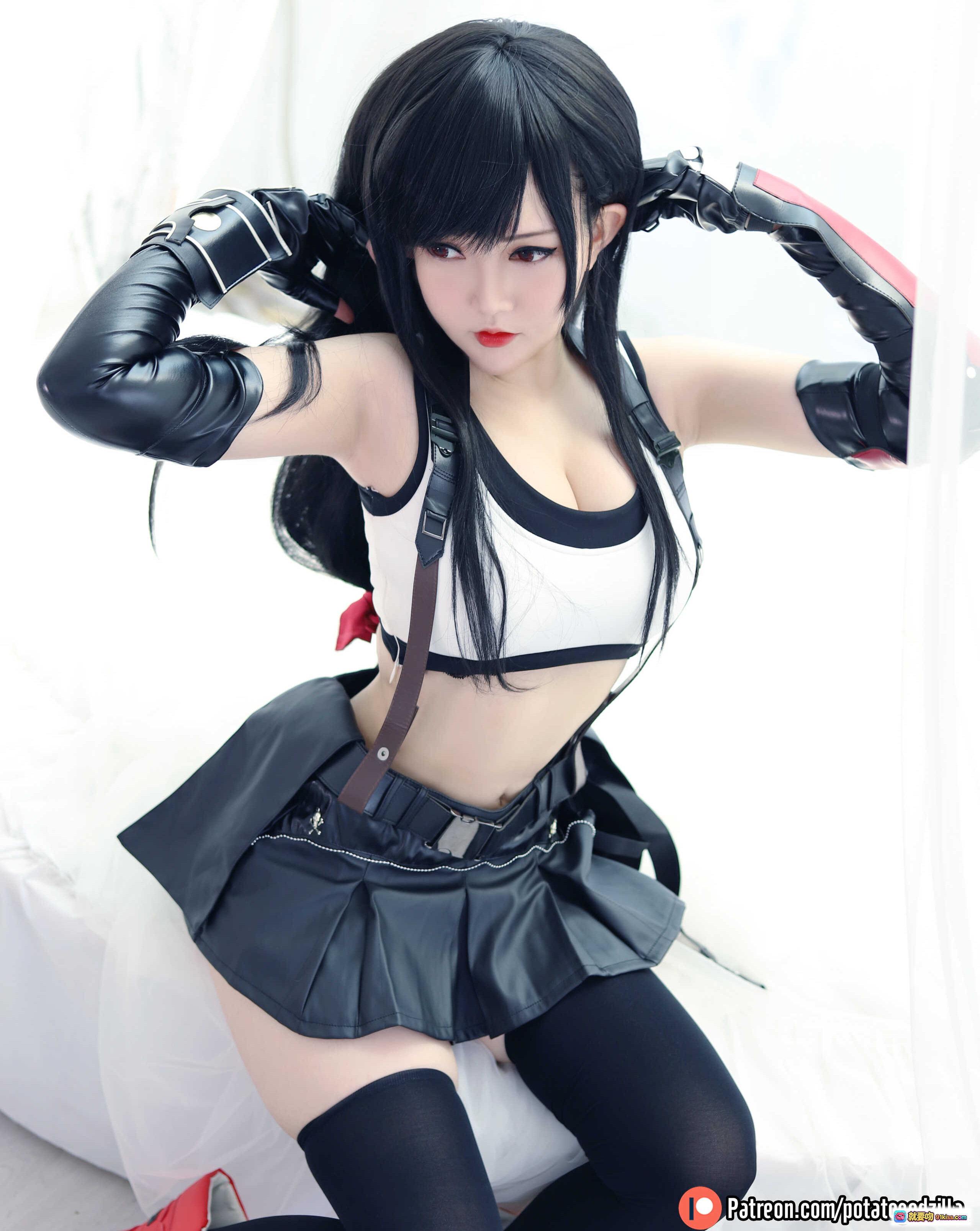 图片[7] - Potato Godzilla NO.028 蒂法Cosplay 黑长直 红蝴蝶结 黑色蕾丝内衣 长手套 性感写真 97P高清图集 - 就要吻