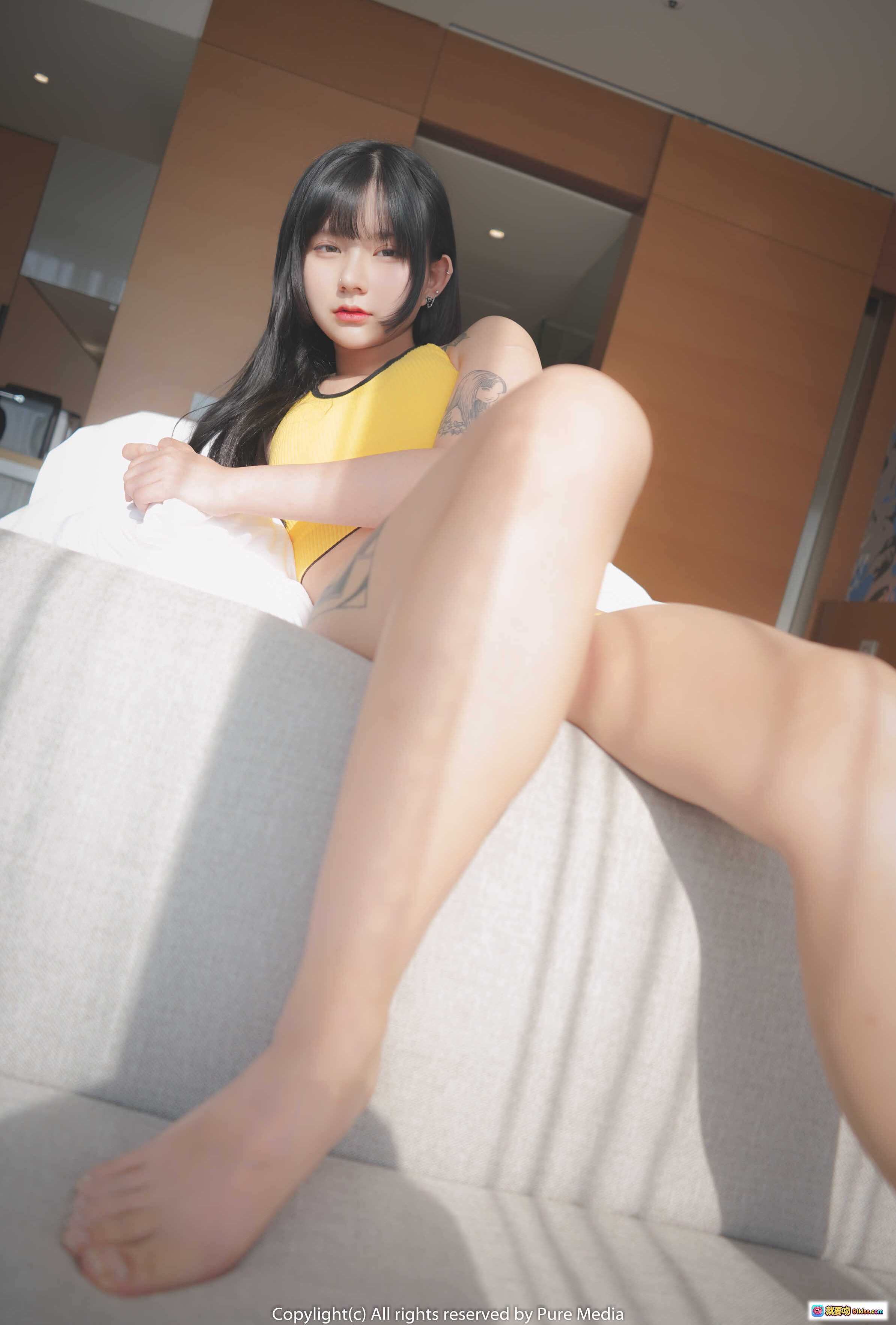 图片[7] - 韩国妹子Hizzy 3 穿黄色比基尼侧卧床边阳光条纹光影PURE MEDIA VOL.46写真特辑 - 就要吻