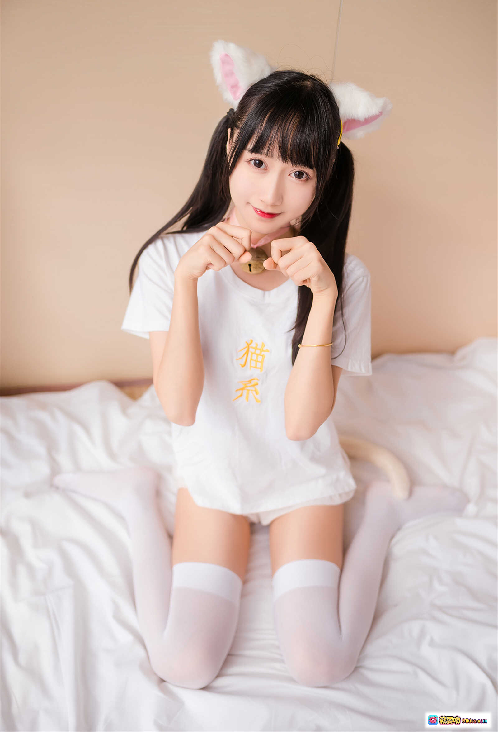 图片[3] - 木绵绵OwO NO.010 猫系少女写真 白色蕾丝短裤+过膝袜+毛绒猫尾 51P高清美图 - 就要吻