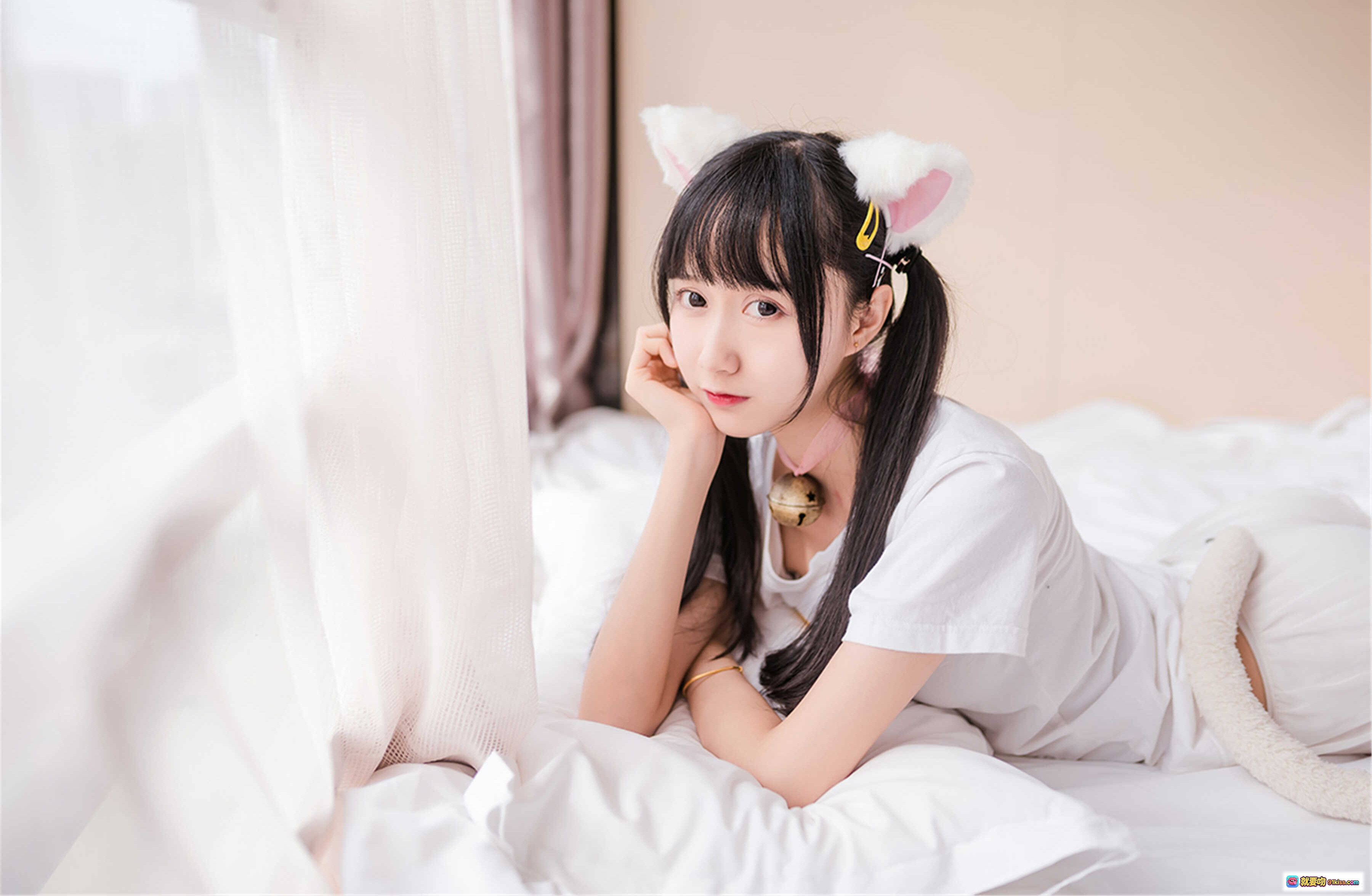 图片[10] - 木绵绵OwO NO.010 猫系少女写真 白色蕾丝短裤+过膝袜+毛绒猫尾 51P高清美图 - 就要吻