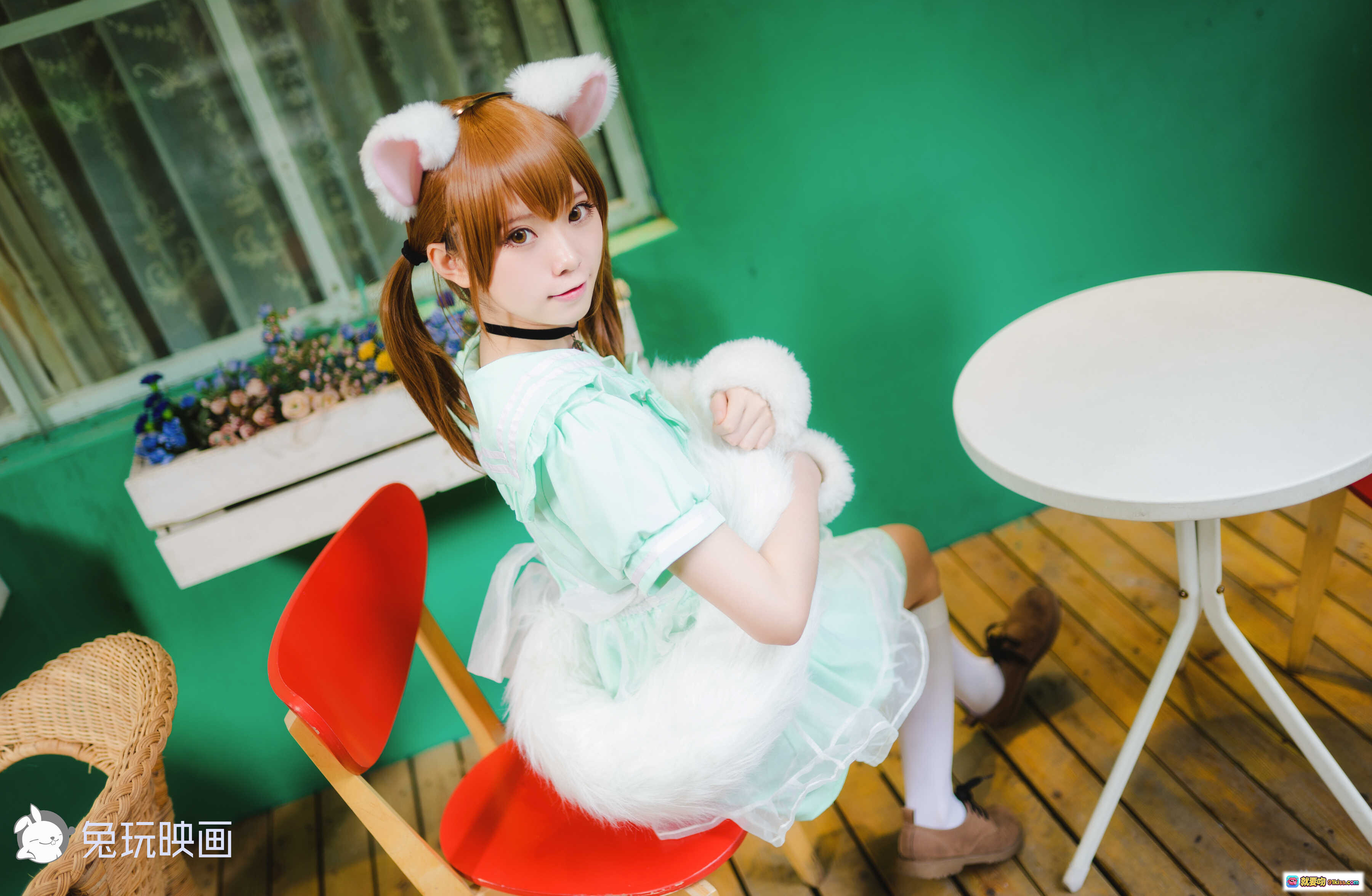 图片[5] - Kitaro绮太郎NO.004白喵喵喵Cosplay写真｜萌系兔耳少女甜点下午茶场景｜46P高清图集 - 就要吻