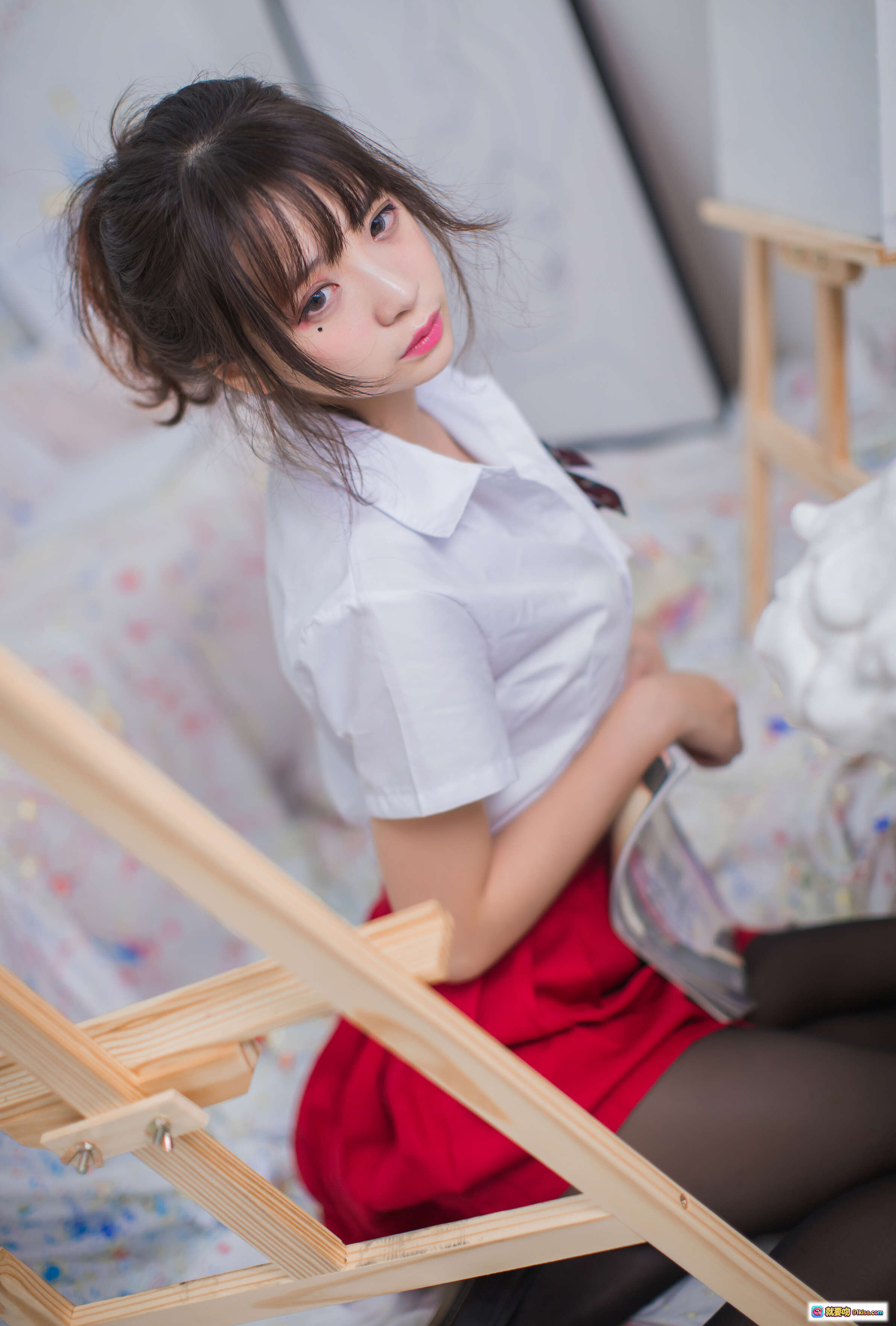 图片[5] - 疯猫ss NO.046 黑丝JK少女写真 47P高清图集 彩绘背景校园风美腿黑丝制服诱惑 - 就要吻