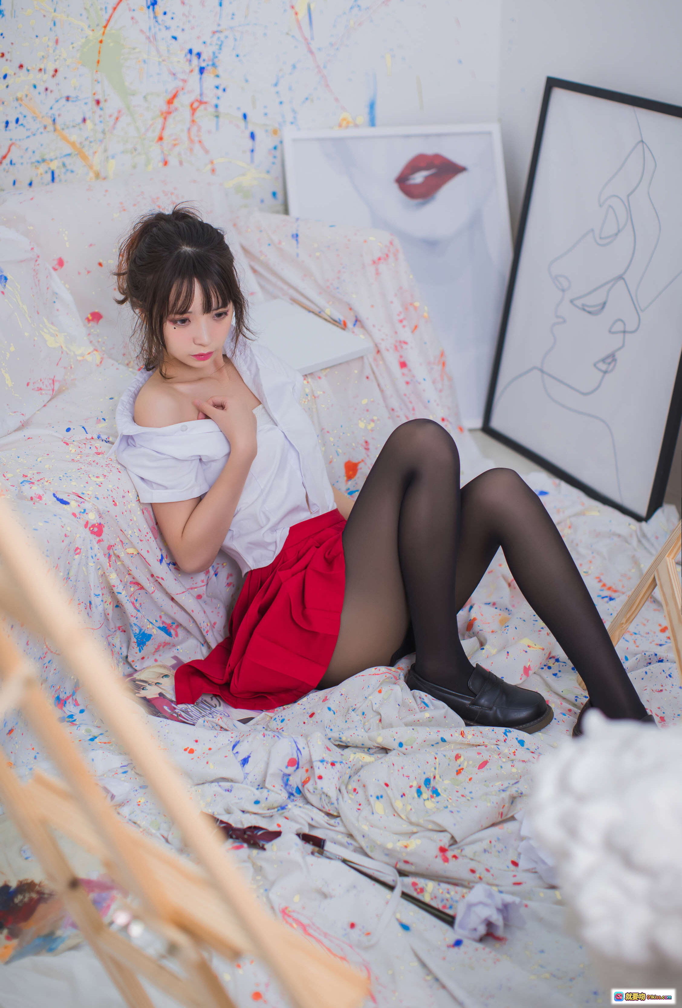 图片[2] - 疯猫ss NO.046 黑丝JK少女写真 47P高清图集 彩绘背景校园风美腿黑丝制服诱惑 - 就要吻