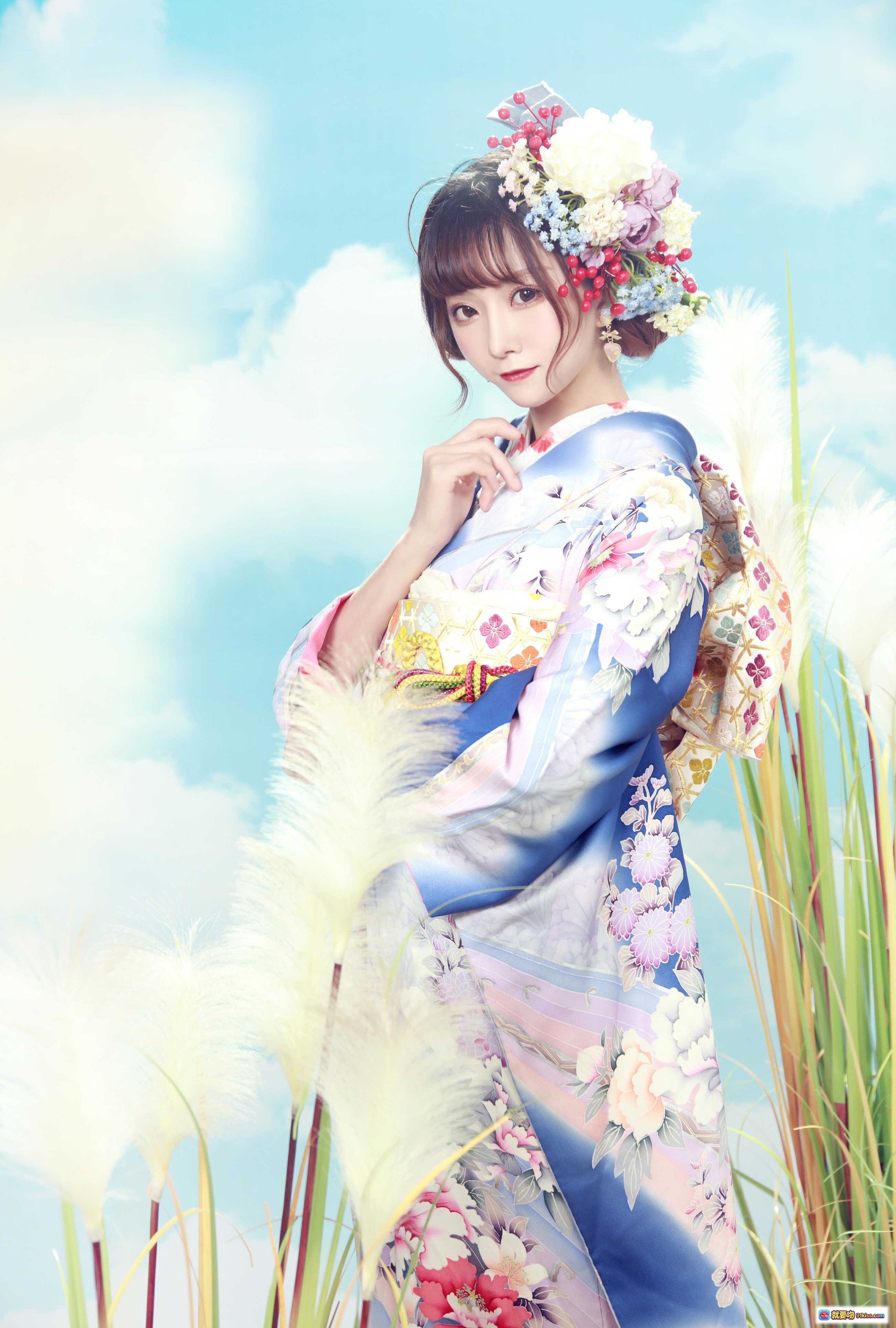 图片[4] - 和服少女写真 | 花卉图案蓝底和服 | 日式传统发型配花饰 | 芦苇草地蓝天背景 | 精致木屐搭配 | Kitaro绮太郎NO.062系列 - 就要吻