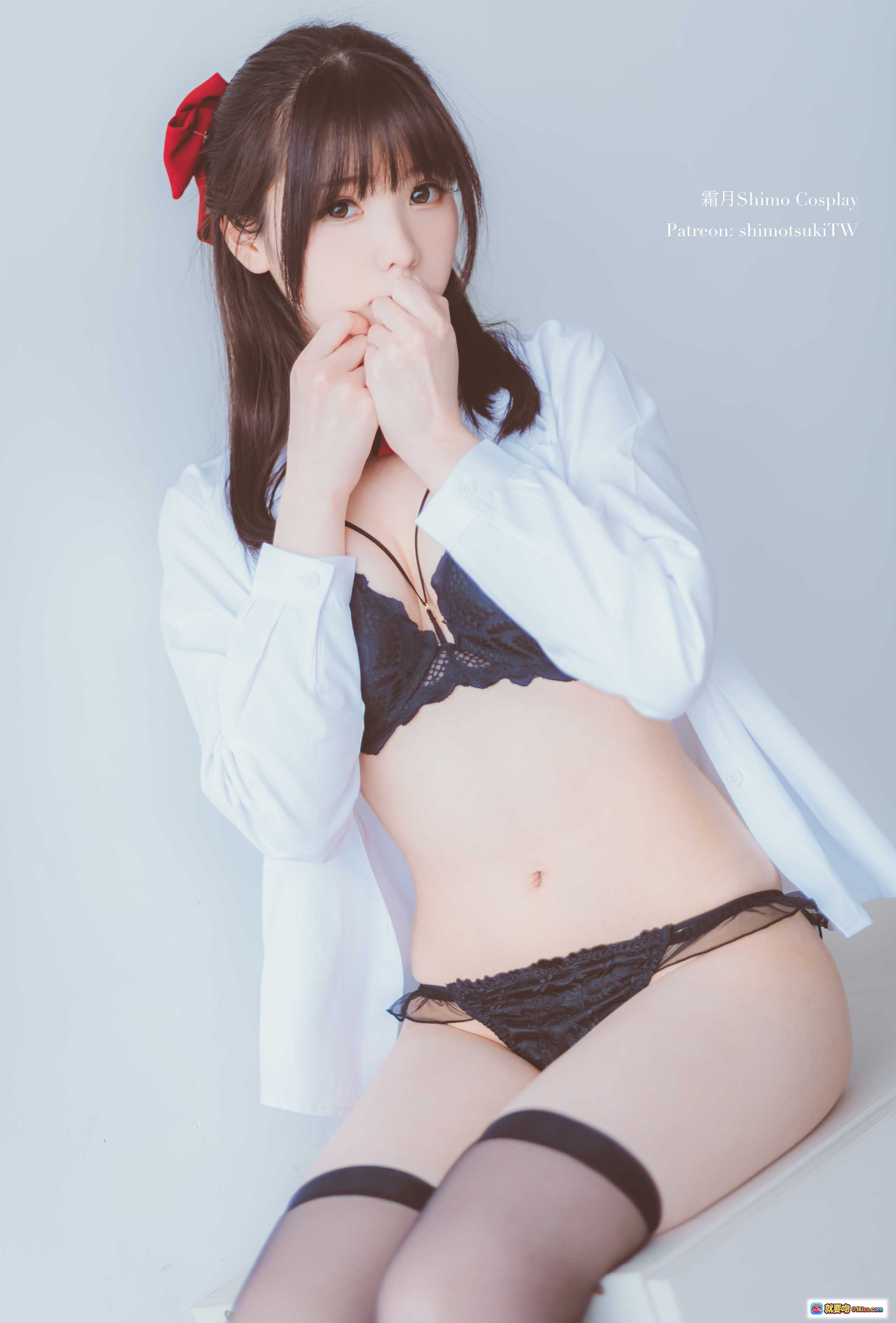 图片[3] - 霜月Shimo Cosplay JK制服兔耳少女写真 | 17P高清图集 | 校园风萌系美少女 | 白色毛绒手套+红色蝴蝶结 | 甜酷日系风格 - 就要吻