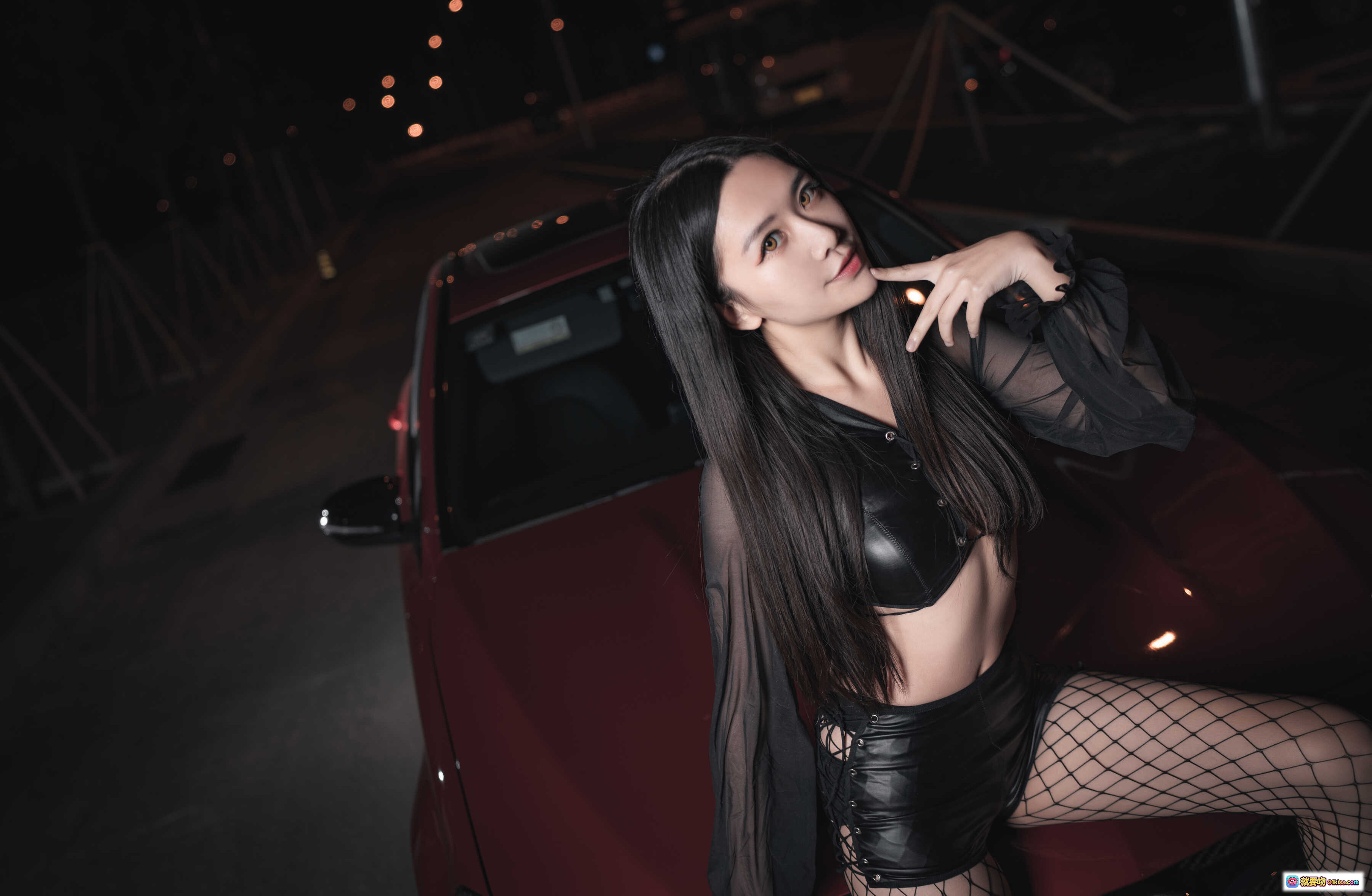 图片[4] - 源纱希喵喵喵NO.005香车美人写真 | 夜色车内优雅凝视 | 黑色透视装性感魅力 | 16P高清图集 - 就要吻