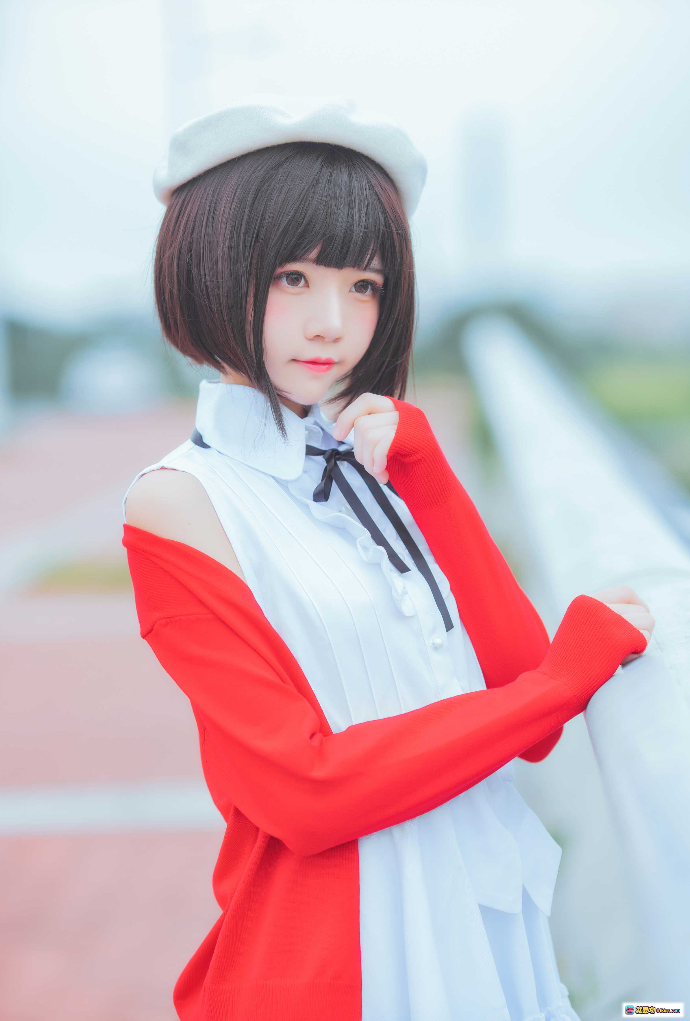 图片[10] - 桜桃喵cos加藤惠常服造型 红白配色少女蹲姿写真 甜美日系风格 33P高清图集 - 就要吻