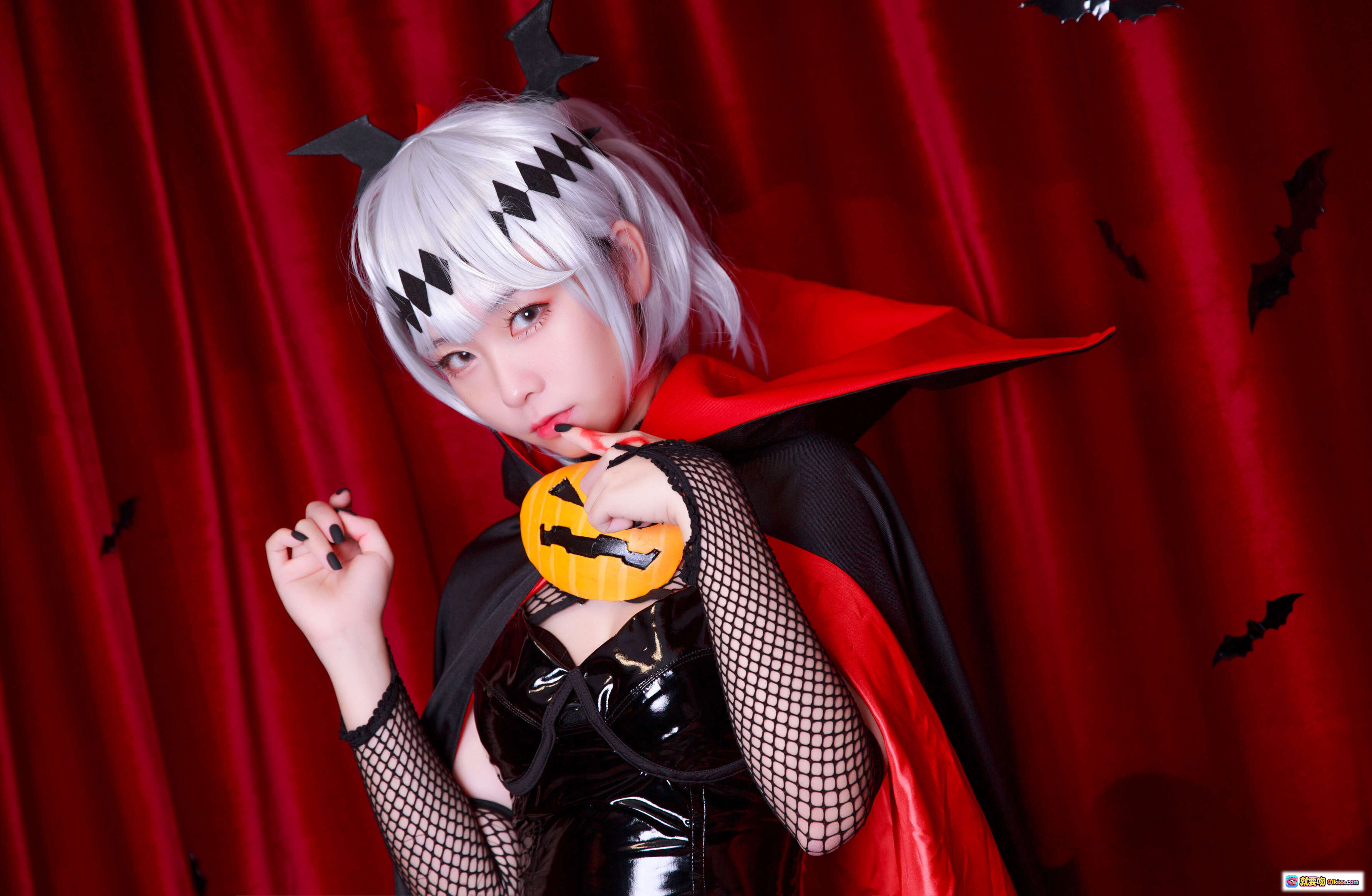 图片[4] - G44不会受伤 NO.001 psg万圣节cosplay 白发黑丝网袜性感写真 15P高清图集 - 就要吻