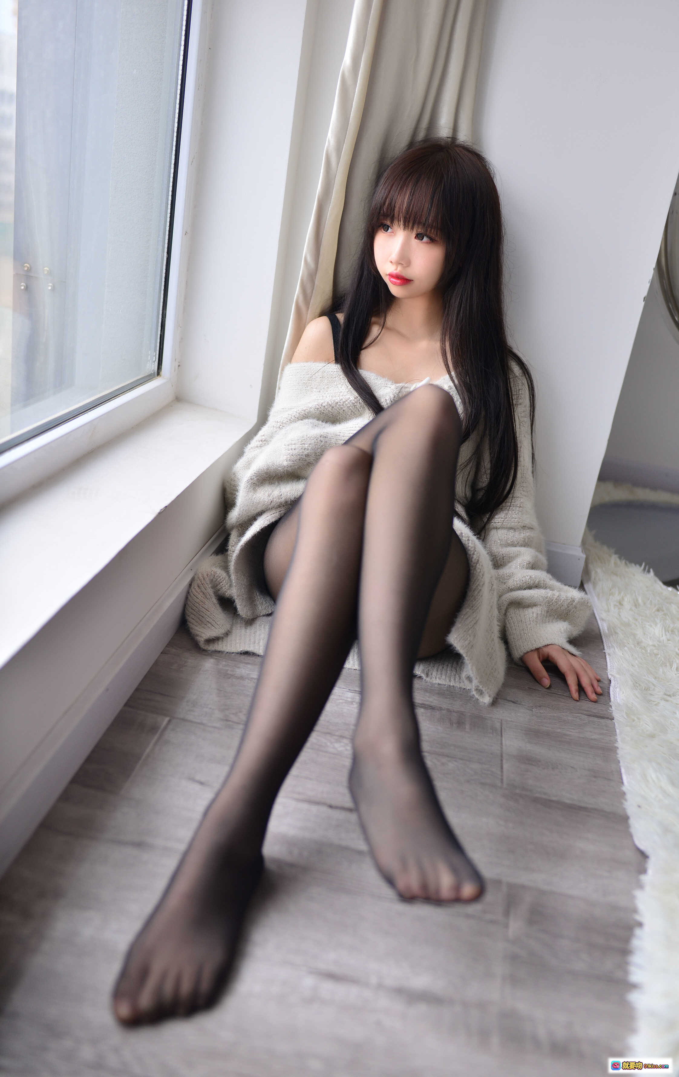 图片[8] - 雪琪SAMA NO.012 毛衣少女黑丝美腿窗边写真 34P高清私房摄影集 - 就要吻