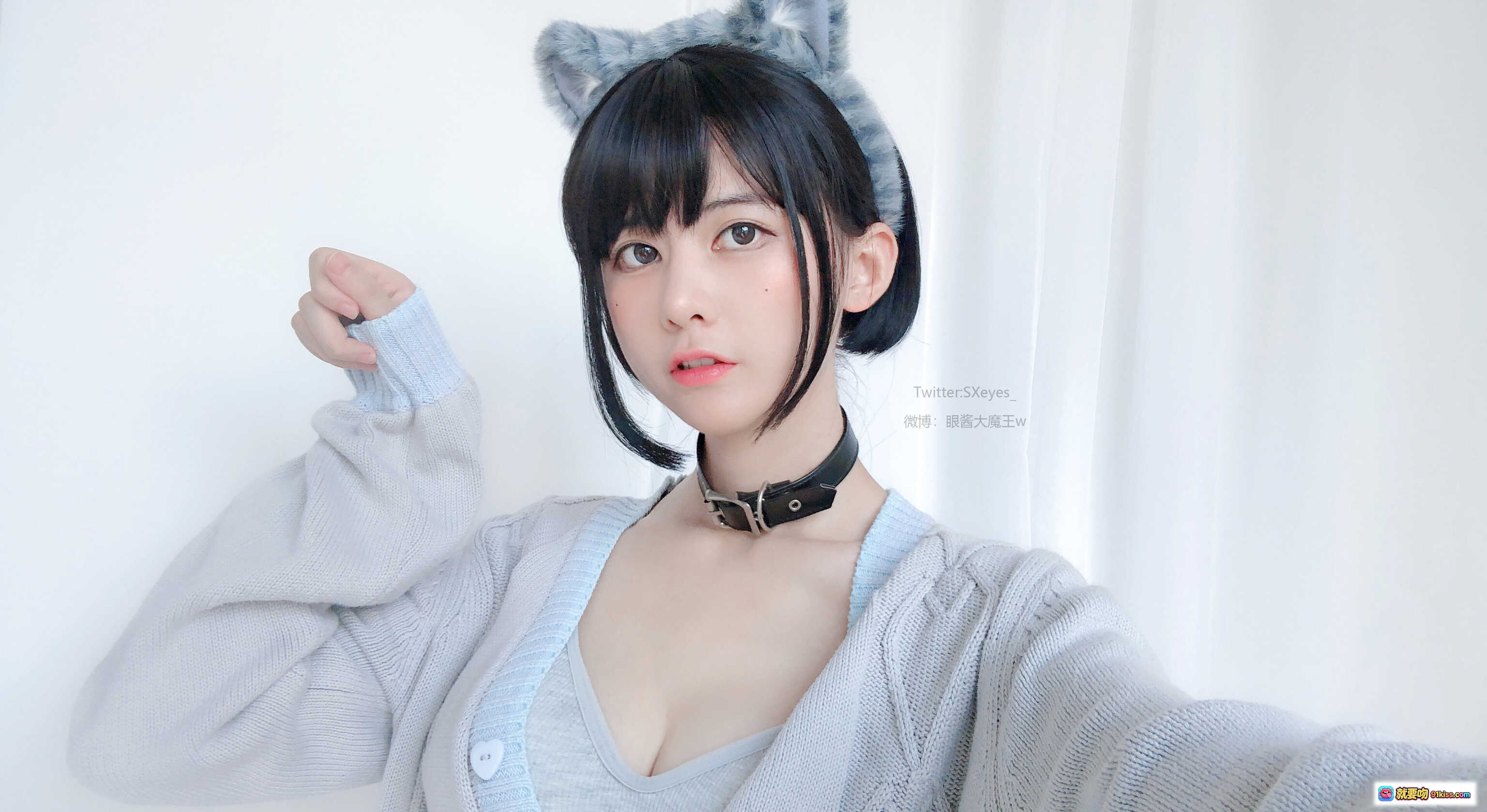 图片[9] - 眼酱大魔王w NO.014 黑丝OL猫耳写真 透明眼镜+皮项圈+浅灰针织衫 清新性感少女风 - 就要吻