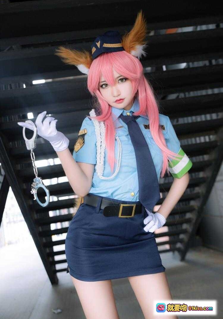 图片[6] - 玉藻前FATE制服Cosplay粉发狐耳持枪写真 二次元动漫角色扮演美少女摄影 - 就要吻