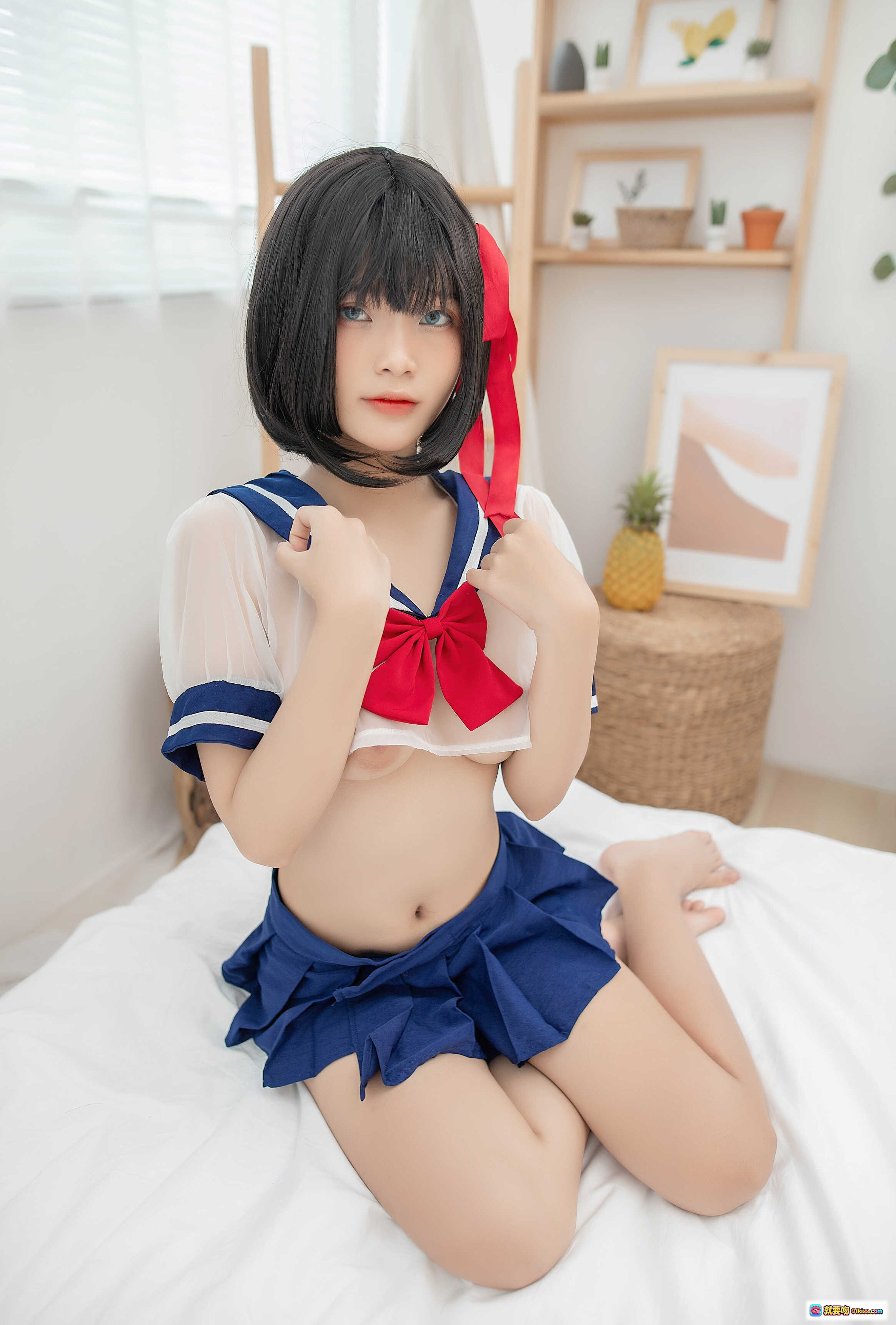 图片[4] - Azami NO.050 June 美女写真 10P 75MB 蓝裙红领结 白色栏杆遮挡 性感私房照 无视频 - 就要吻