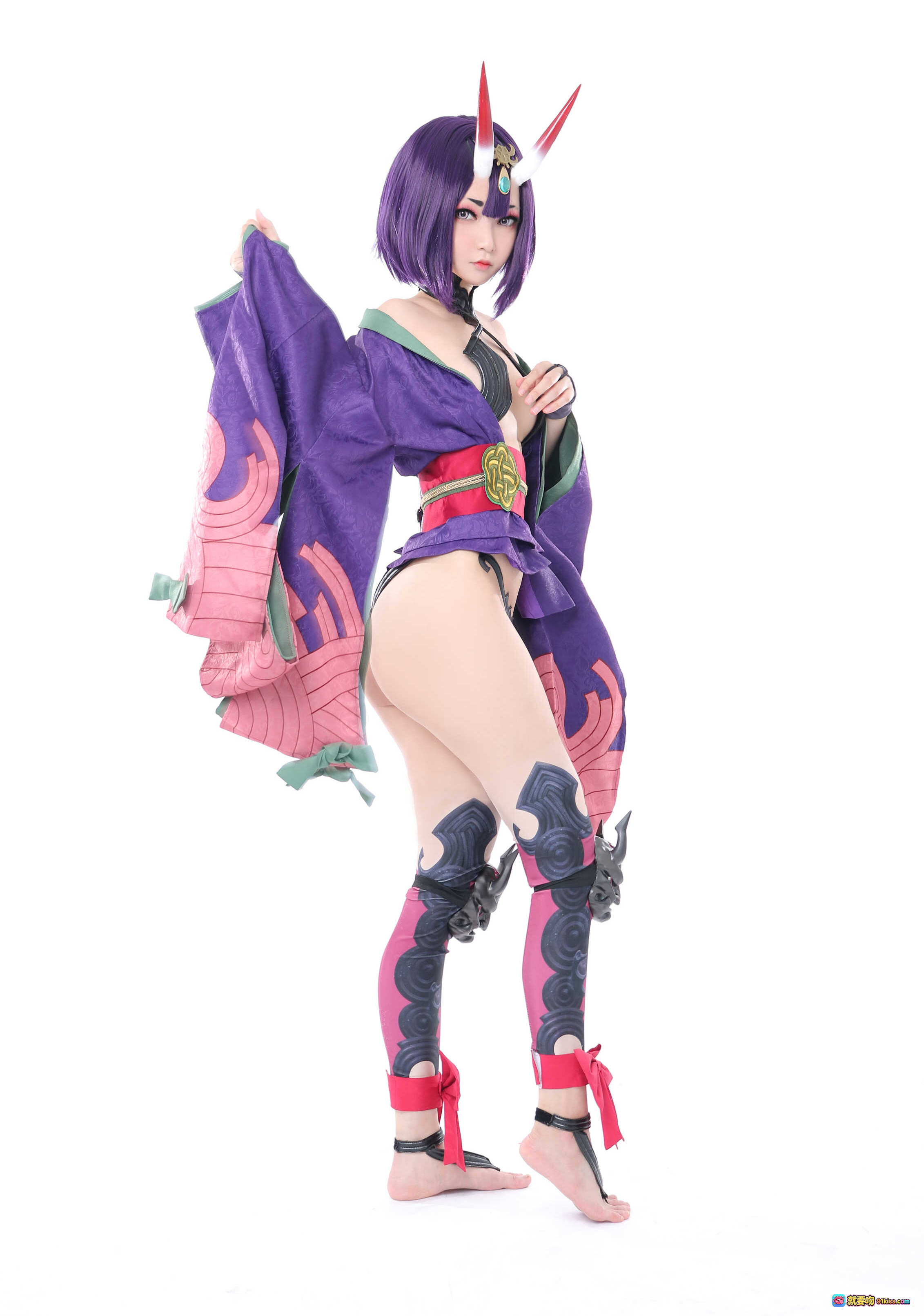 图片[10] - 紫发角饰Shuten Douji Cosplay写真 | 和风紫色浴衣造型 | 精致头饰与性感露肩设计 | 高清24P图集 - 就要吻
