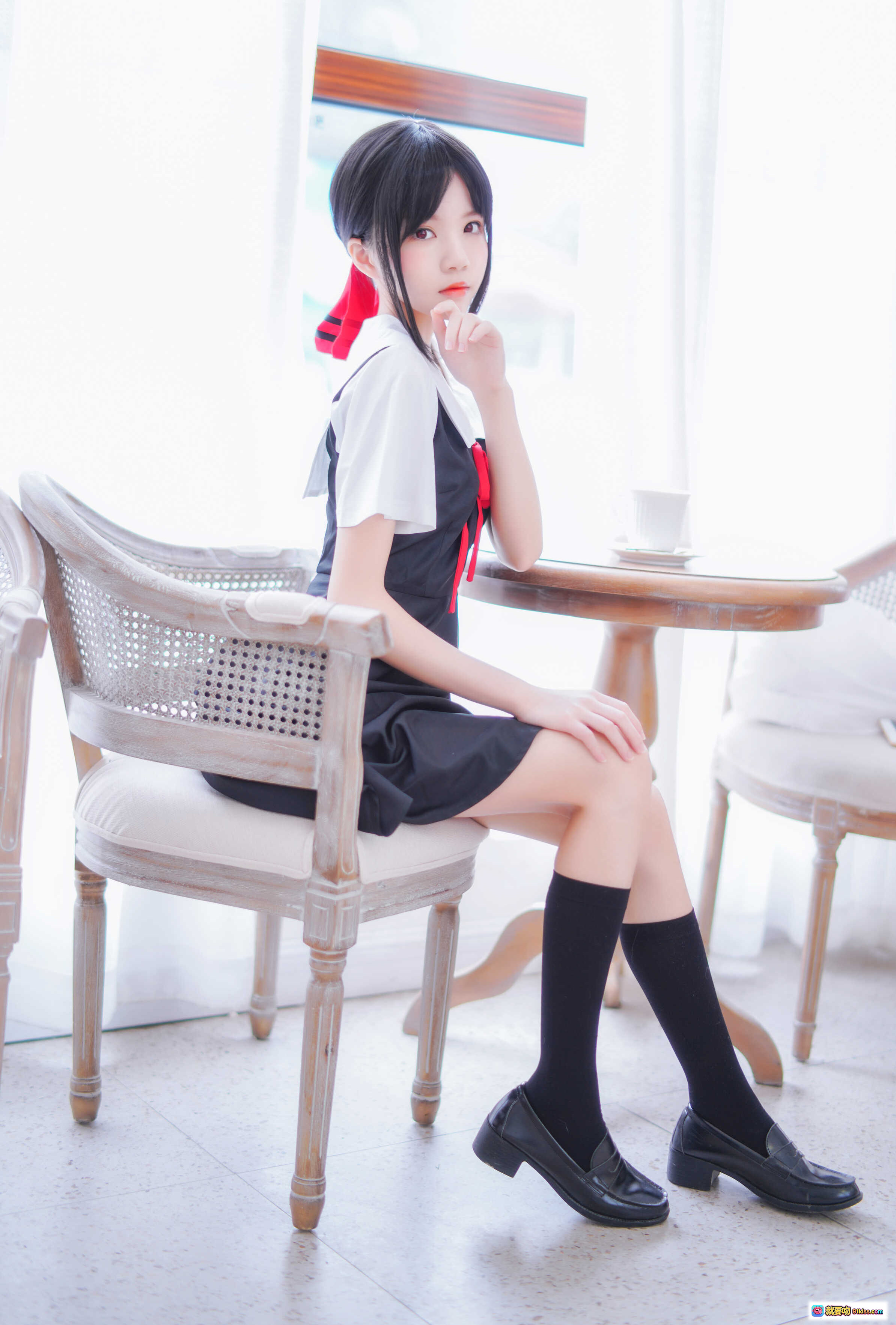 图片[9] - 桜桃喵039四宫辉夜cos写真 | 黑发红领结水手服少女 | 清新日系校园风 | 10P高清图集 - 就要吻