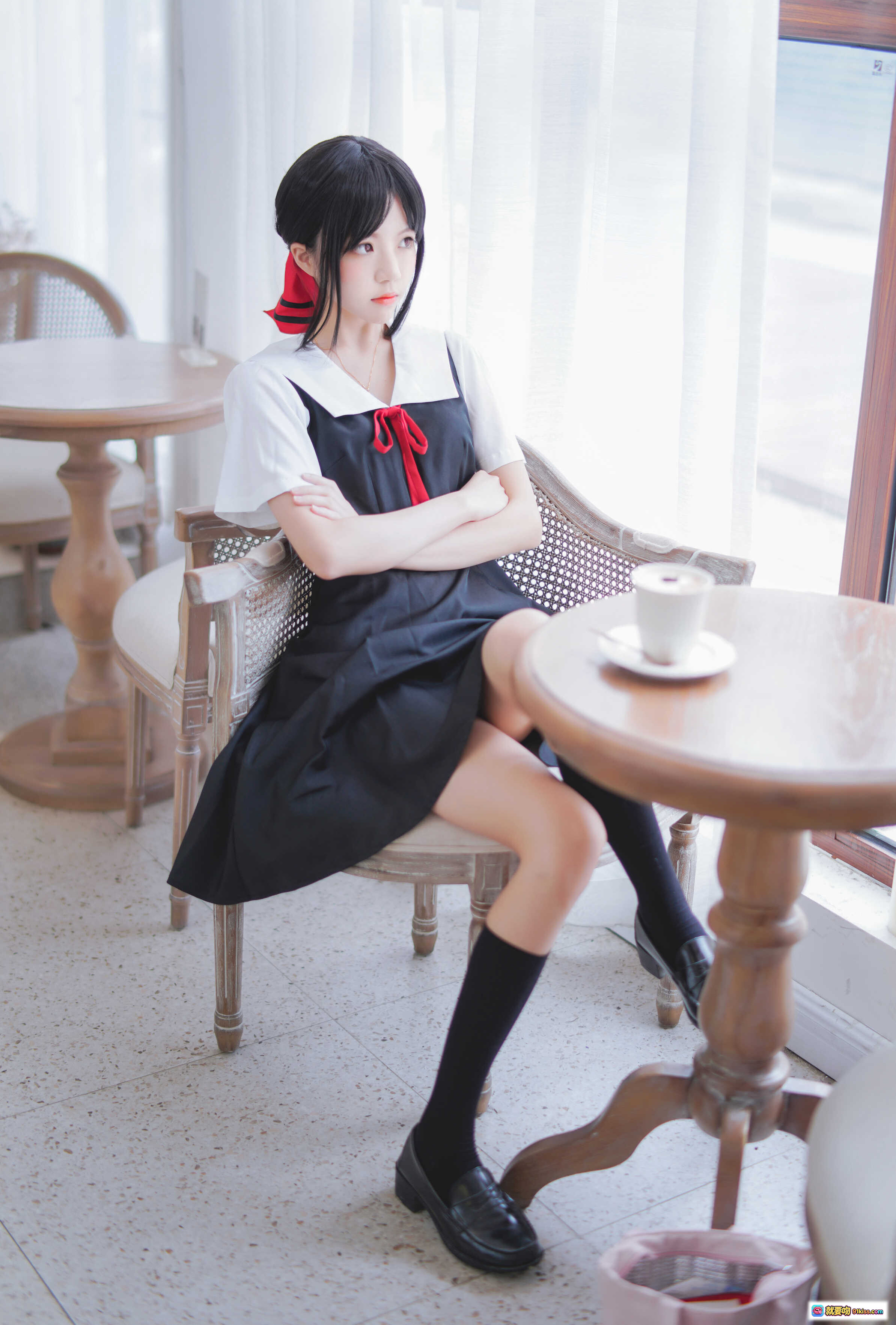 图片[4] - 桜桃喵039四宫辉夜cos写真 | 黑发红领结水手服少女 | 清新日系校园风 | 10P高清图集 - 就要吻