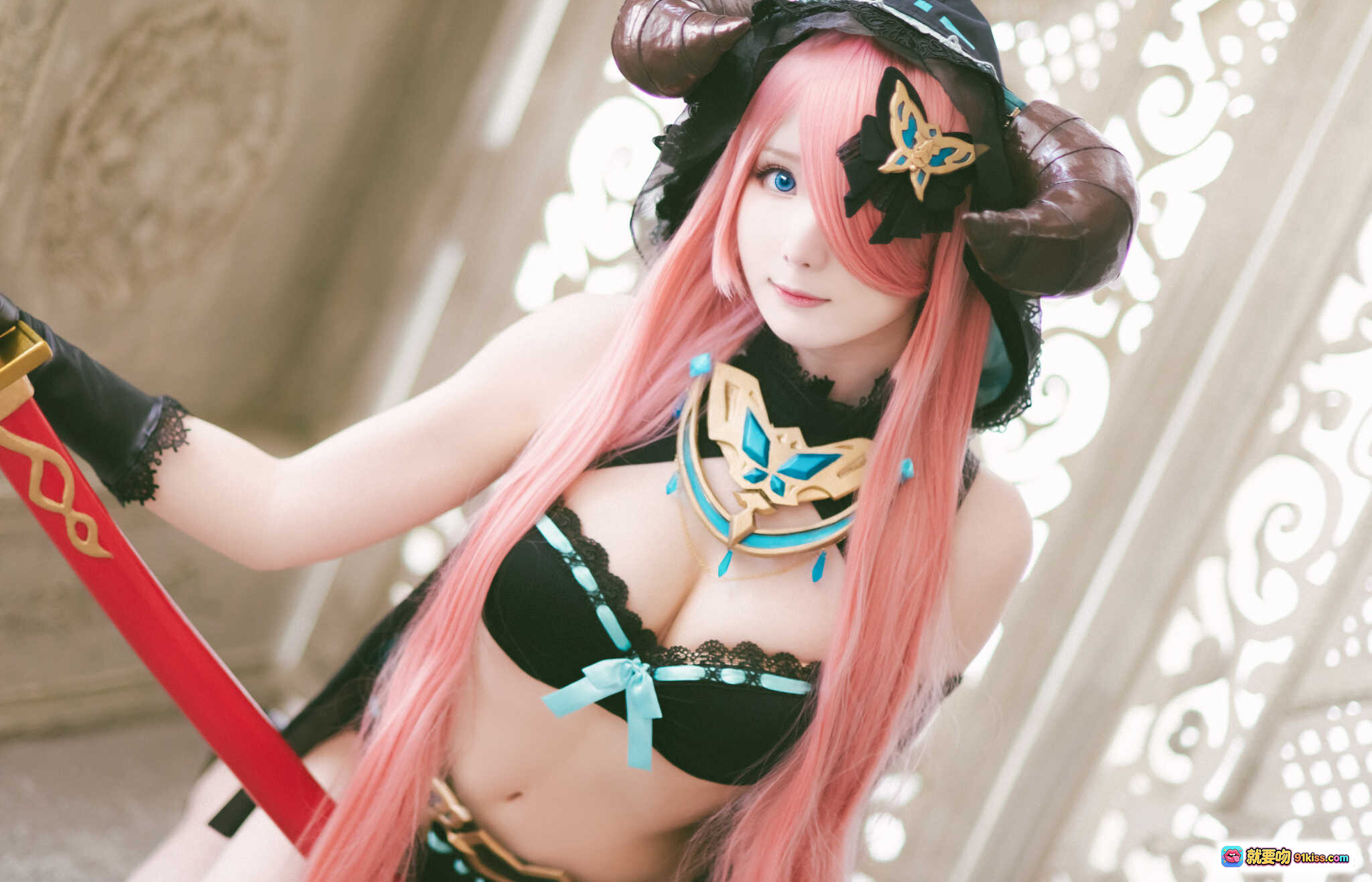 图片[8] - 霜月shimo NO.042 碧蓝幻想娜露梅亚 Cosplay 粉发恶魔角 黑丝高跟剑娘 94P高清写真 - 就要吻