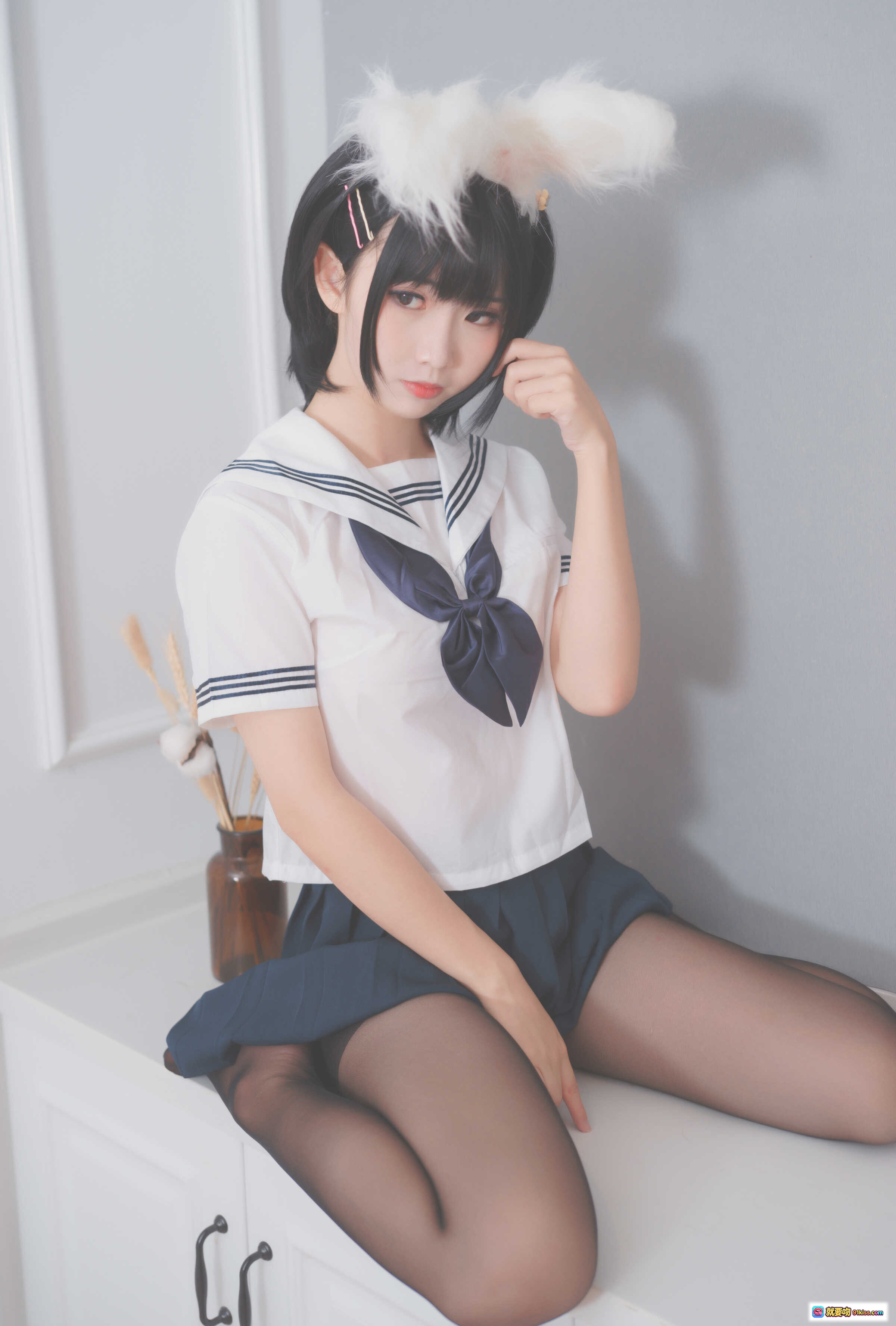 图片[10] - 面饼仙儿NO.053兔耳JK制服写真 甜美少女床照 黑丝美腿 白色水手服 17P高清图集 - 就要吻