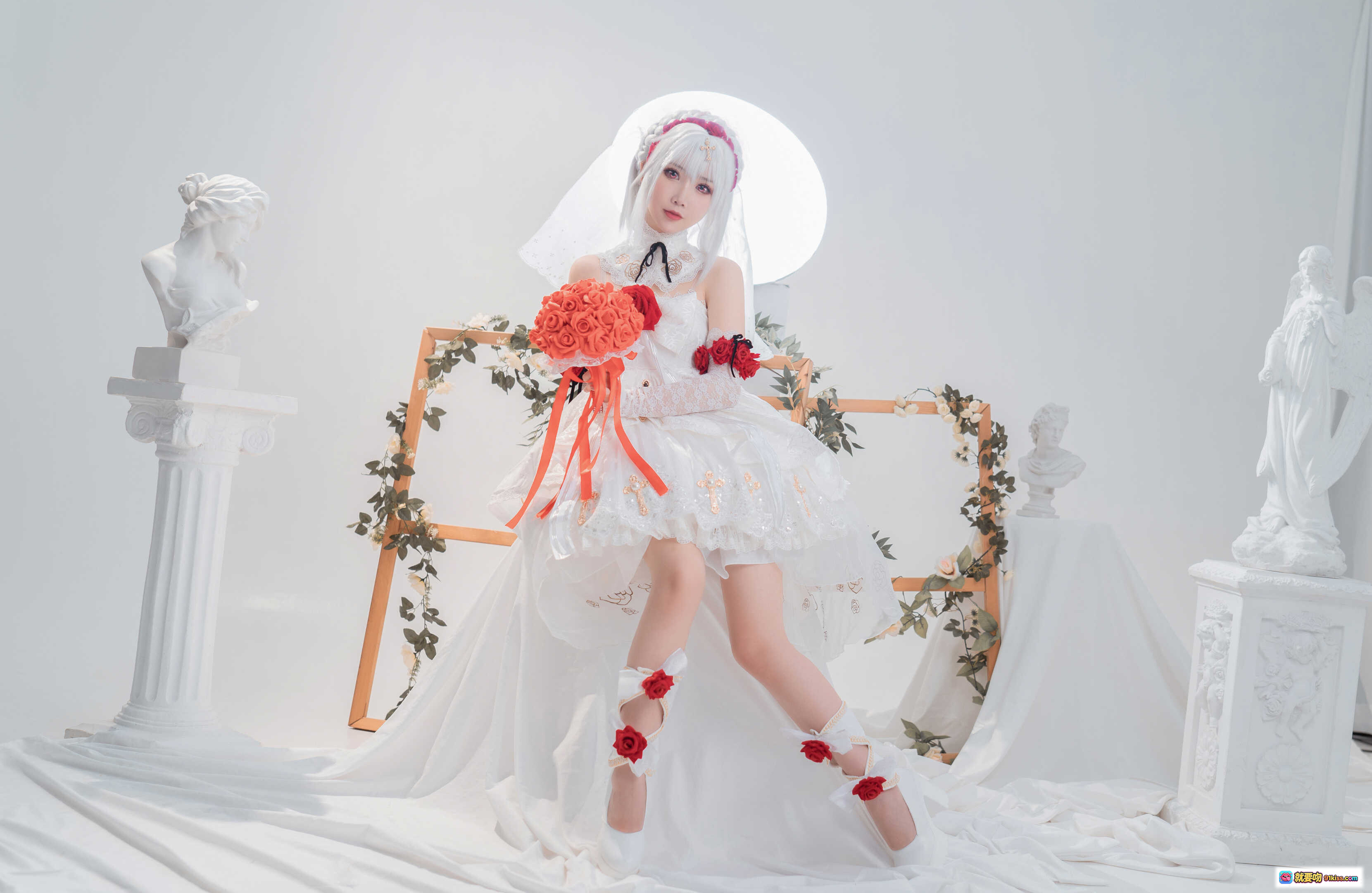 图片[5] - 面饼仙儿NO.091德丽莎婚纱写真·白裙红玫瑰洛丽塔风·精致蕾丝头饰·纯欲少女躺拍·高清13P摄影集 - 就要吻