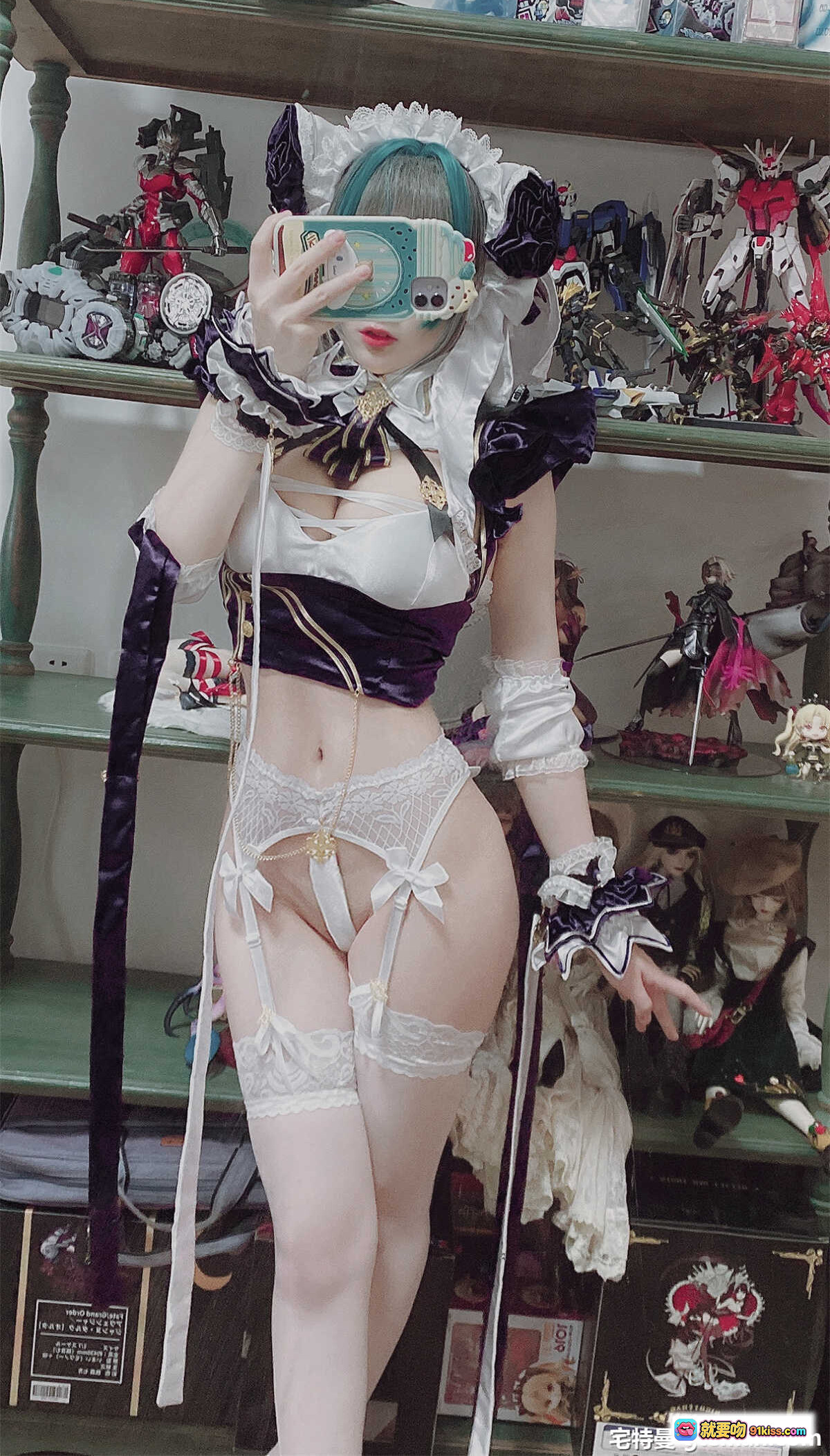 图片[7] - 起司块wii NO.018 柴郡自拍 Cosplay 紫白女仆装 蓝绿双马尾 抱毛绒玩偶 24P高清写真 - 就要吻