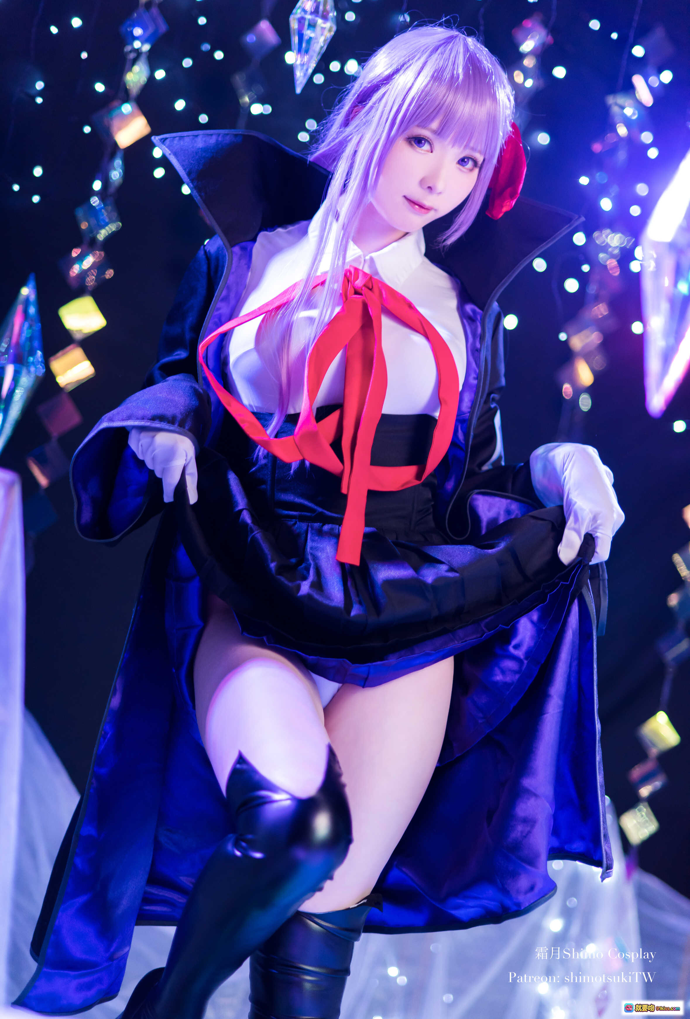 图片[2] - 霜月Shimo Cosplay写真集NO.033 BB | 紫发红领结少女 | 丝袜美腿持杖姿势 | 梦幻星空背景 | 14P高清图包 - 就要吻